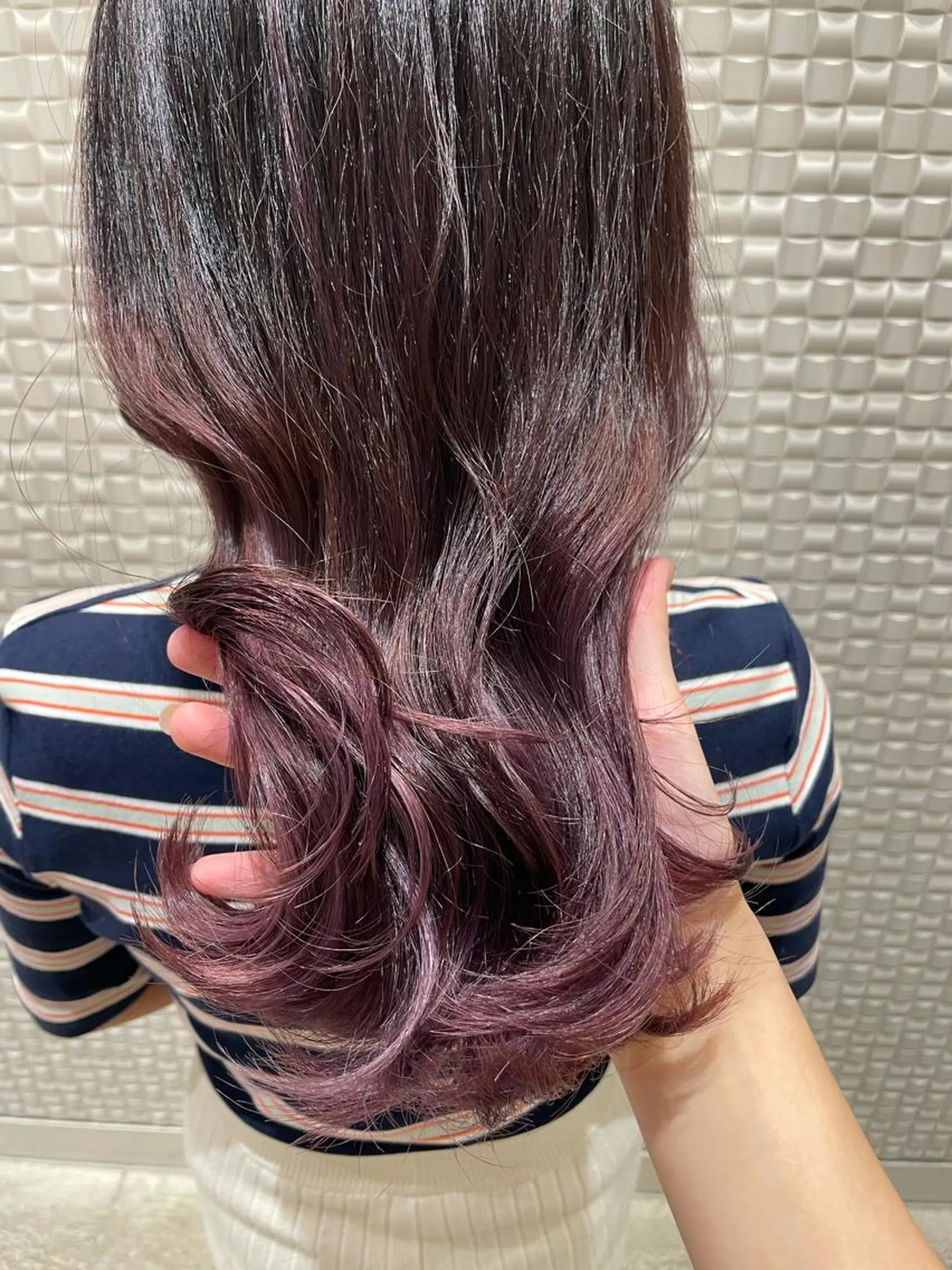 ミディアム カラー シャドールーツ美容師 篠原康太のヘアスタイル