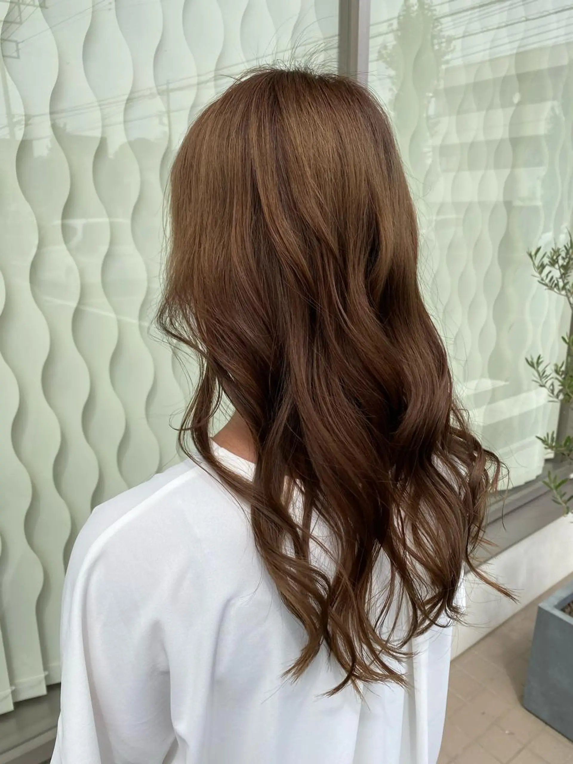 ロング カラー ヘアアレンジ グレージュ ミルクティーグレージュ ヘアカラー トリートメント 渡辺　亮/ ハイライト/髪質改善のヘアスタイル
