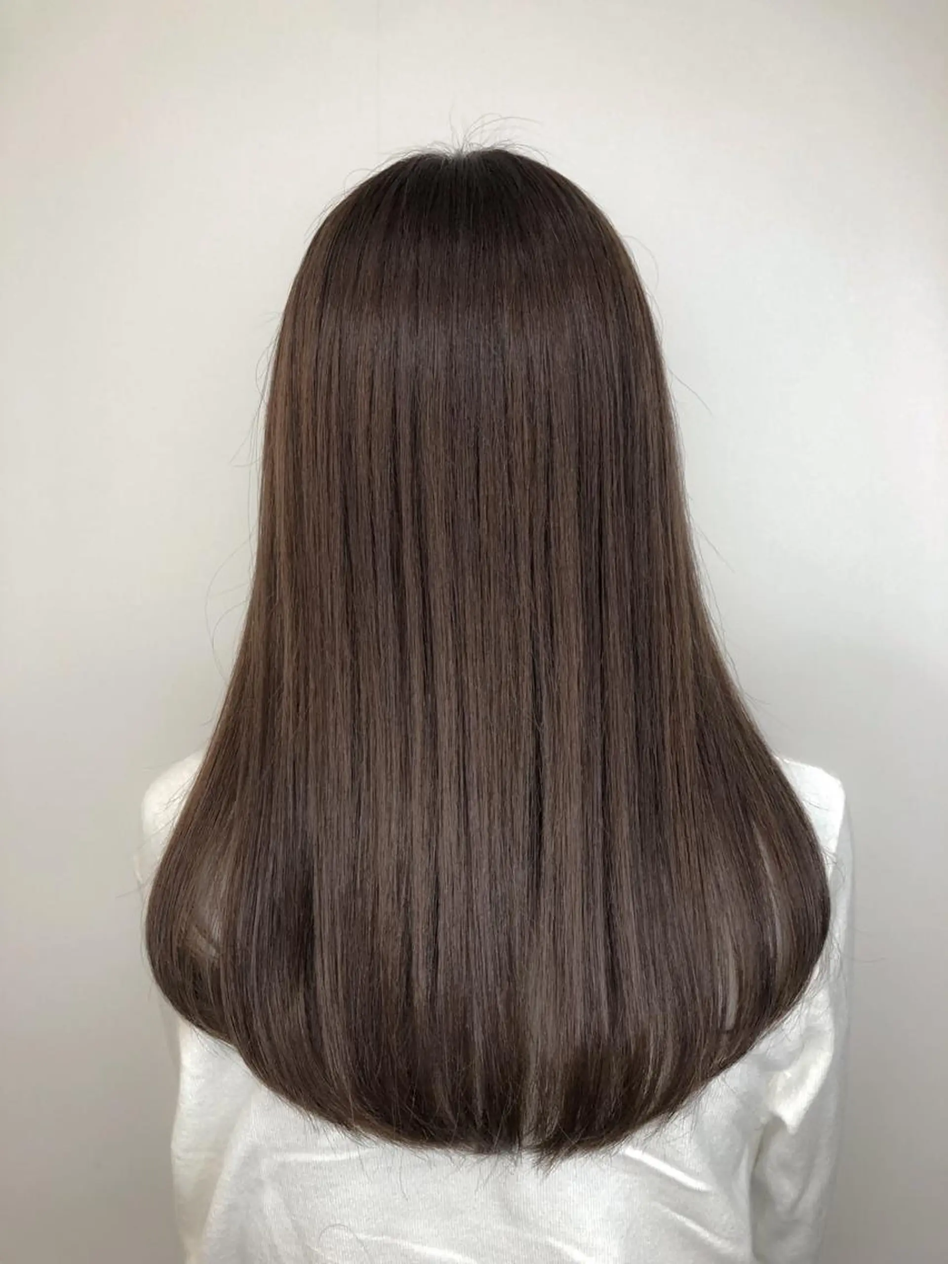 セミロング カラー アッシュ ラベンダーカラー ラベンダーアッシュ eclair.髪質改善&トリートメント所属・【艶髪、透明感】西村 有司のヘアスタイル