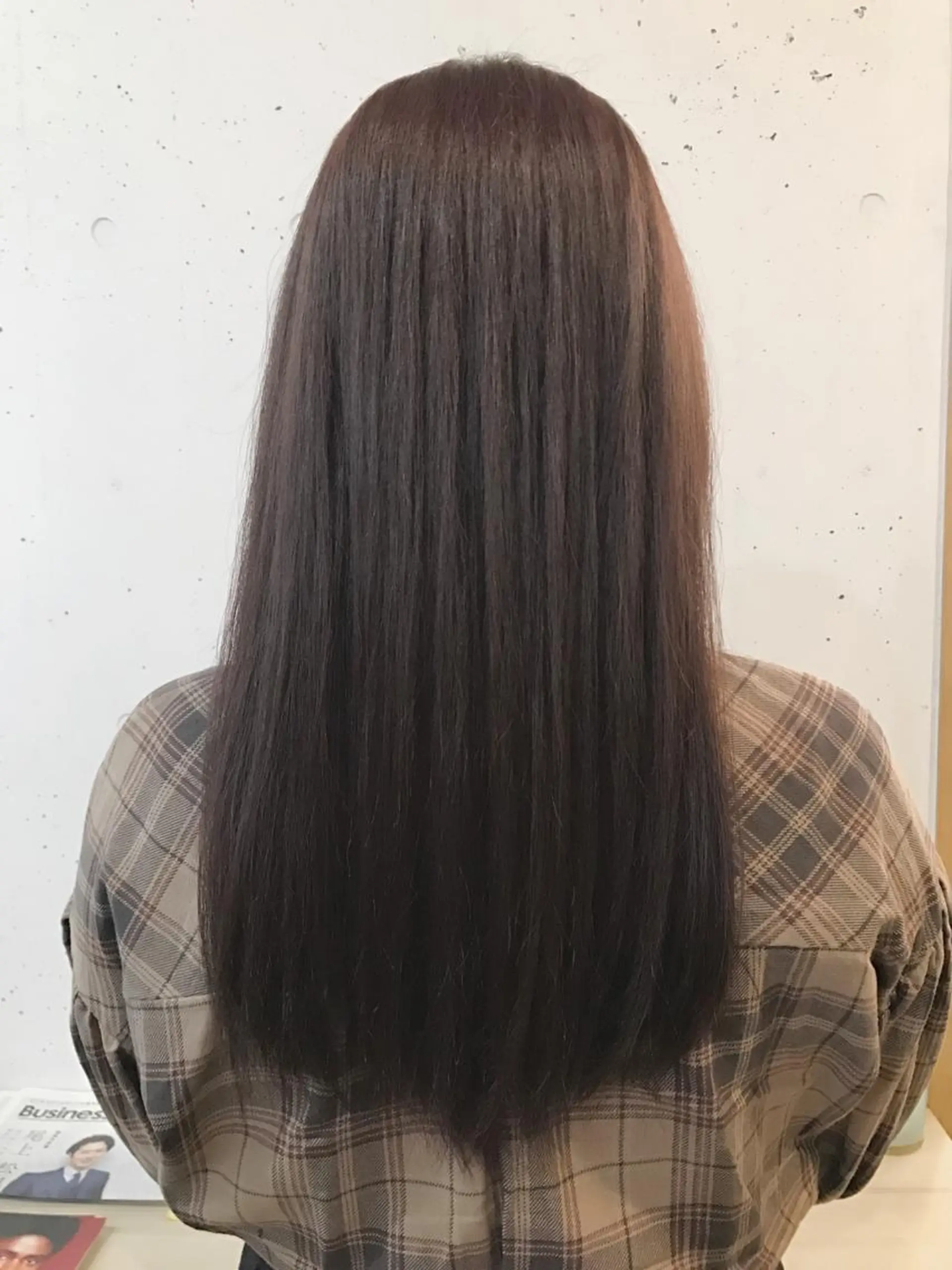 ロング カラー グレージュ トリートメント chama レイヤーカットのヘアスタイル