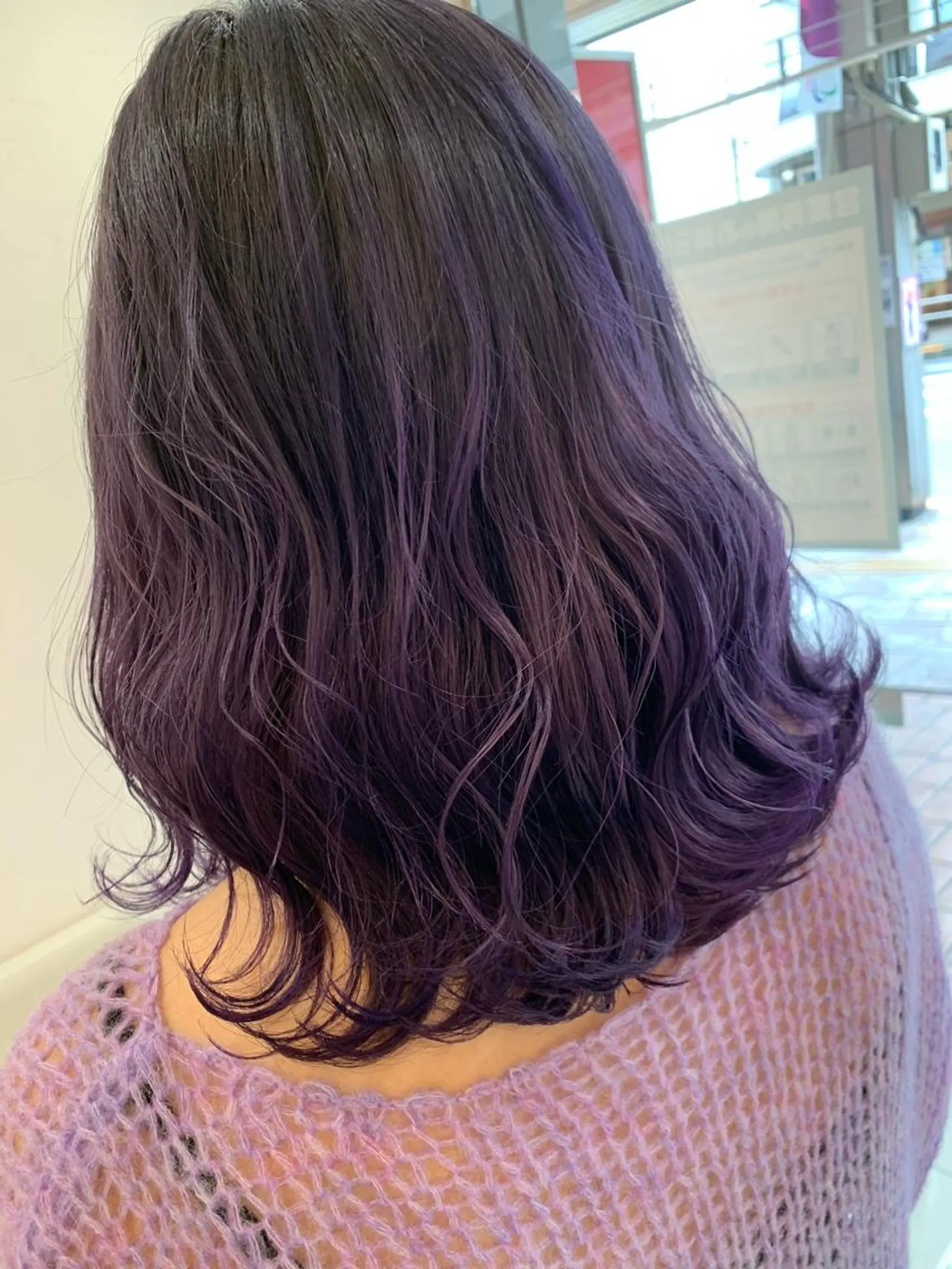 ミディアム カラー ヘアカラー トリートメント 店長ハイトーンカラー 柞山史奈のヘアスタイル