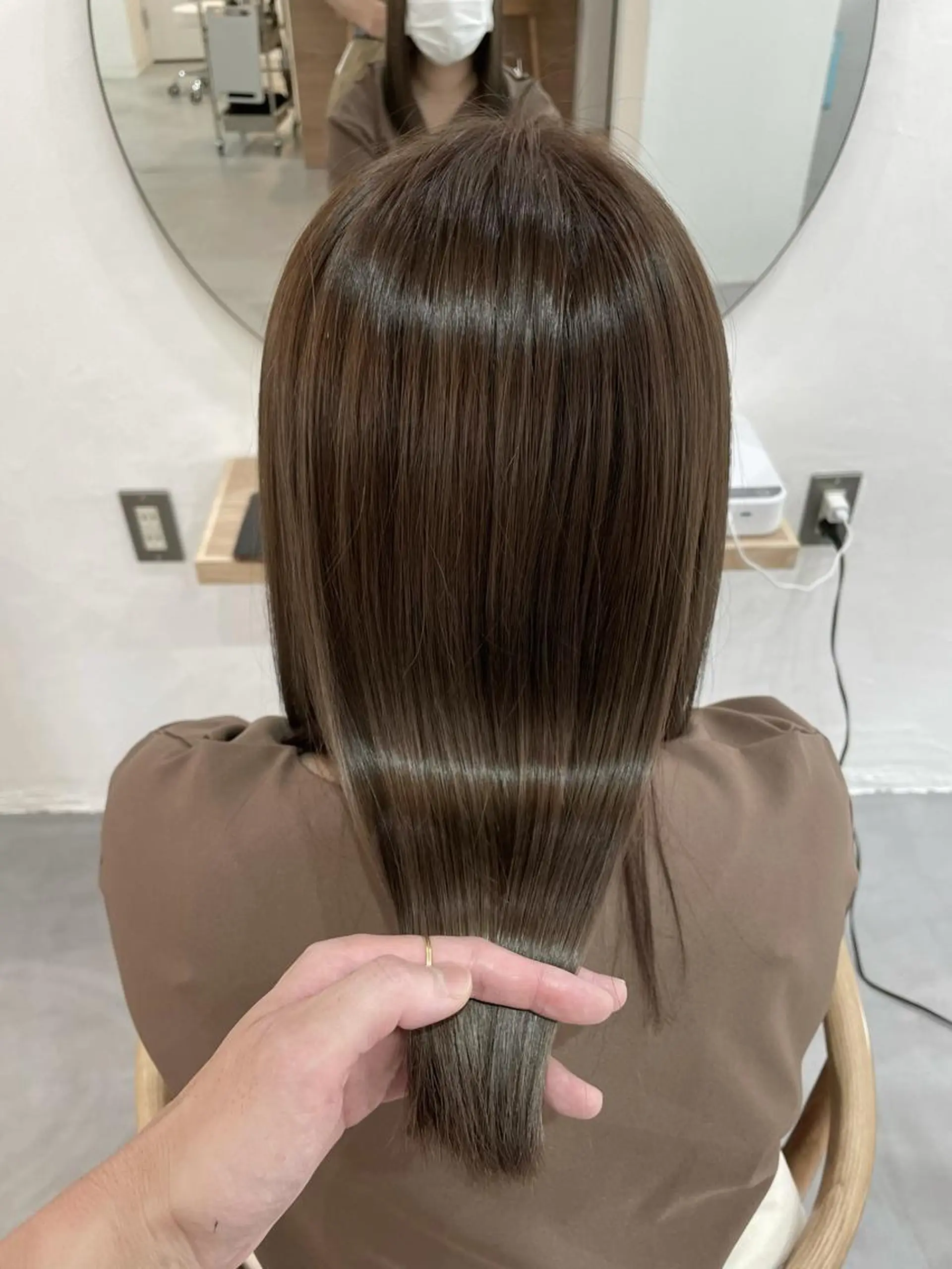 ミディアム カット ヘアカラー トリートメント ✂︎マンツーマン施術 ａｙｅ✂︎のヘアスタイル