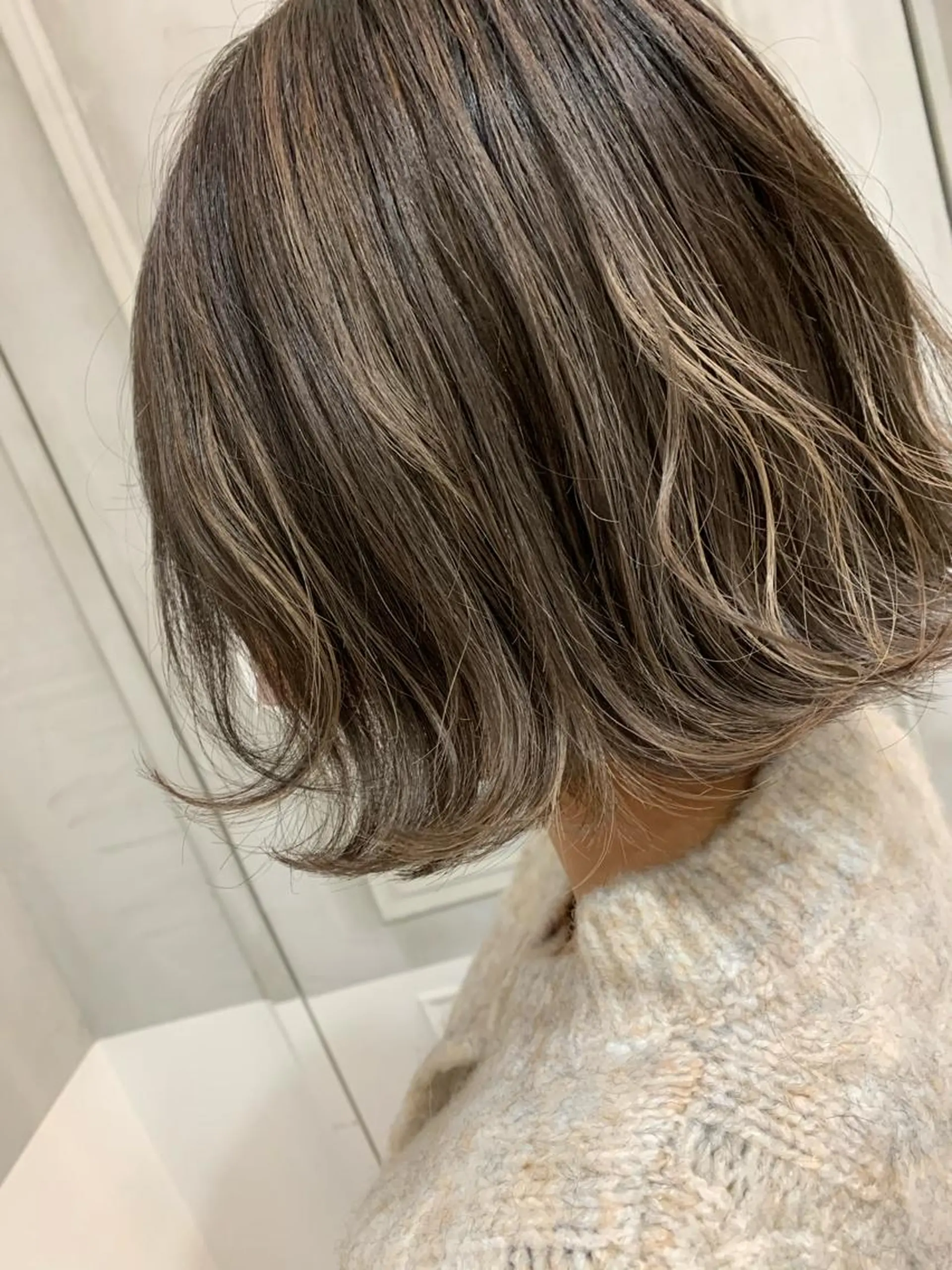 ショート ヘアカラー トリートメント ヘッドスパ ヘアセット 透明感ブリーチ カラー✨有坂映哉のヘアスタイル