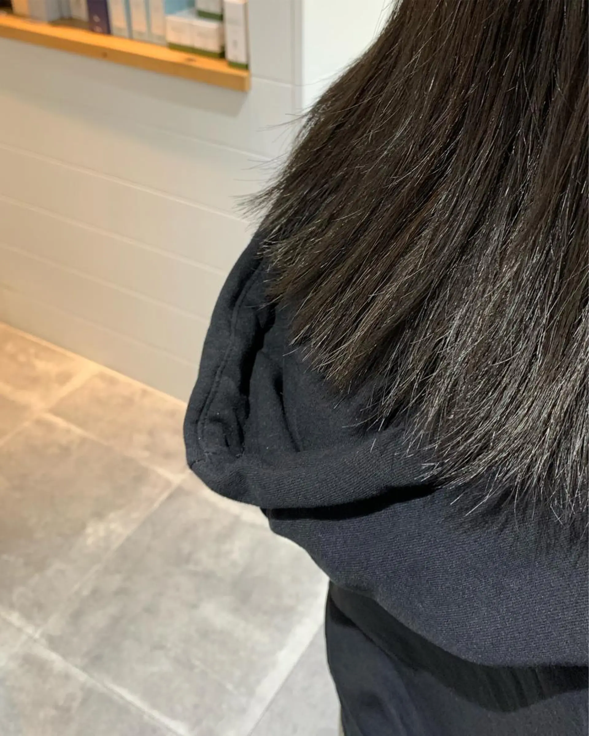 カラー 岬 弘人のヘアスタイル