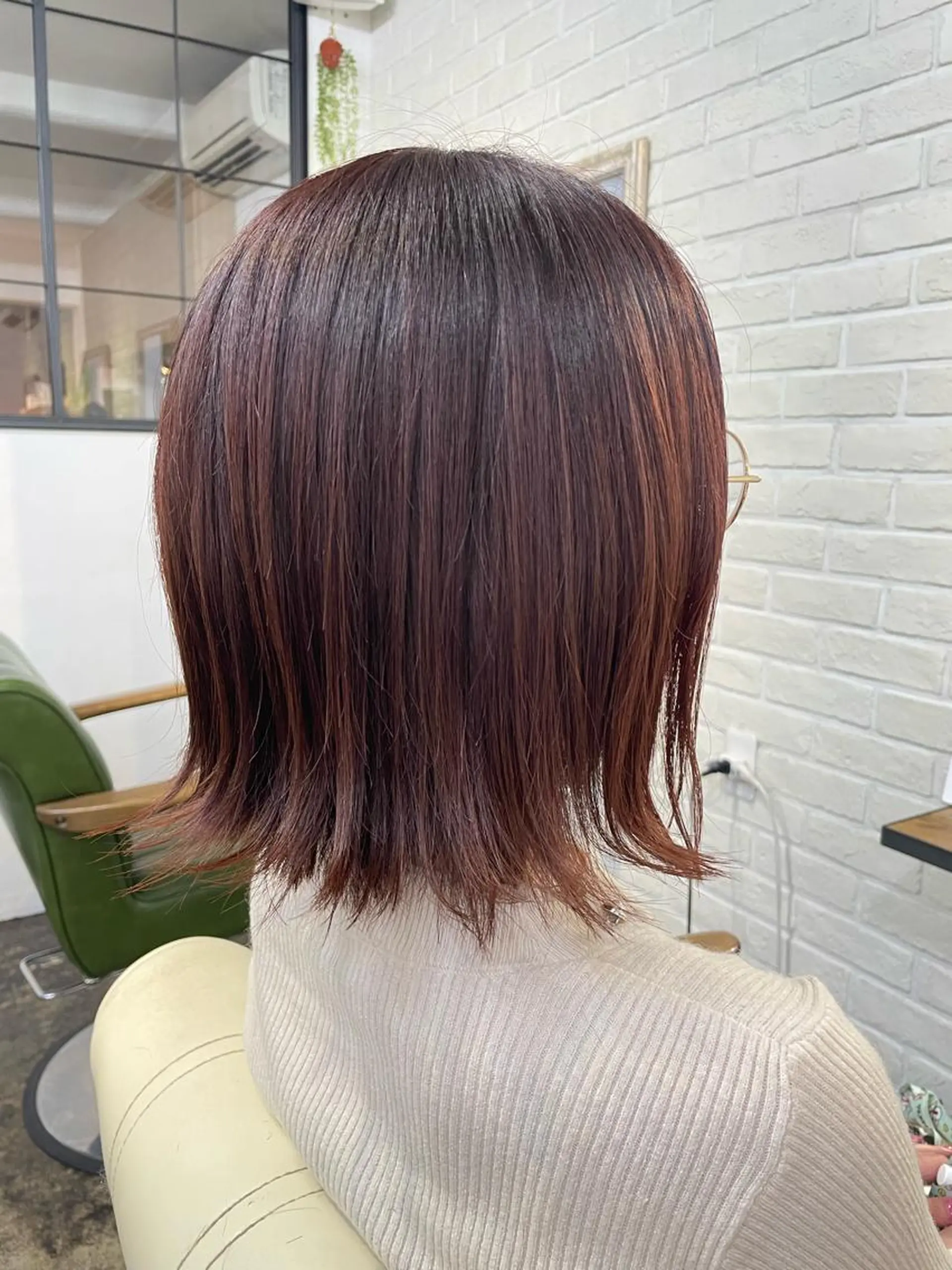 ミディアム カラー 外ハネヘア hair living Liko池袋東口店所属・✨透明感カラー🌱 上村　舜のヘアスタイル