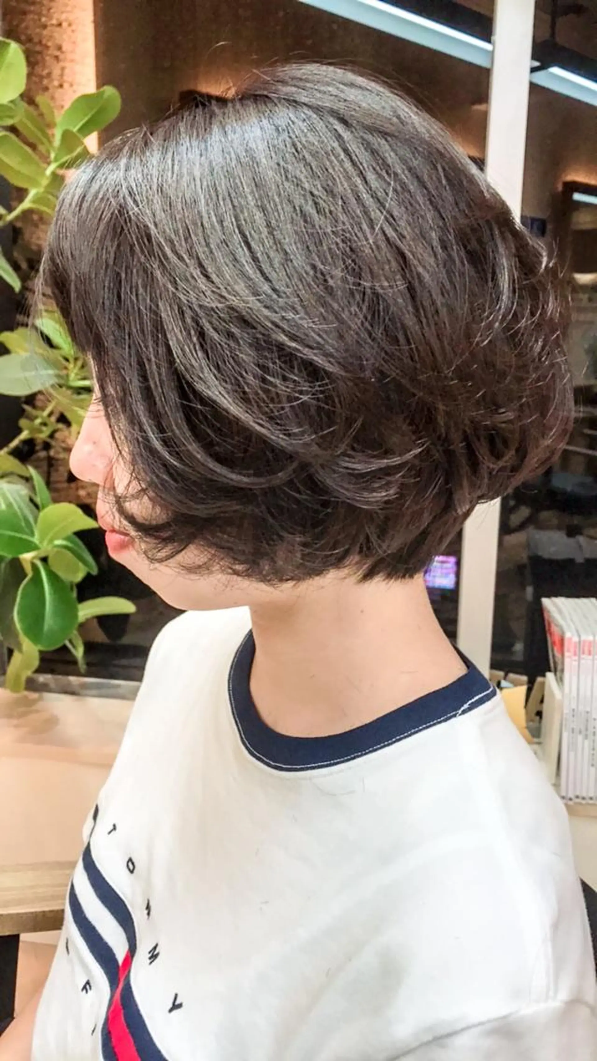 ショート カラー ショートボブ アッシュ ベージュカラー ダークアッシュ ボブ トップスタイリスト 藤原 純のヘアスタイル