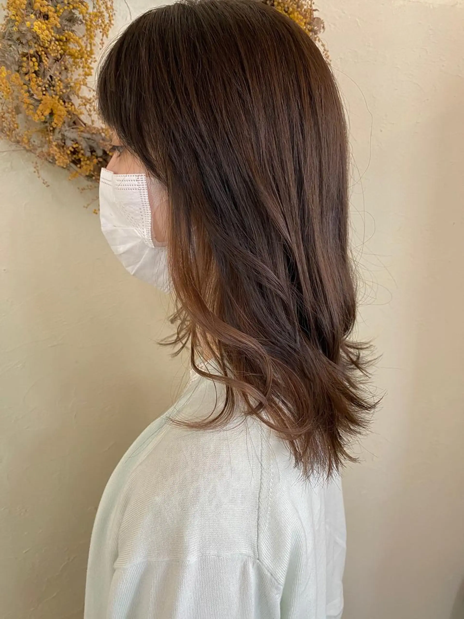 セミロング カラー 透明感カラー インナーカラー ヘアカラー トリートメント ENIF ヤマグチアツコのヘアスタイル