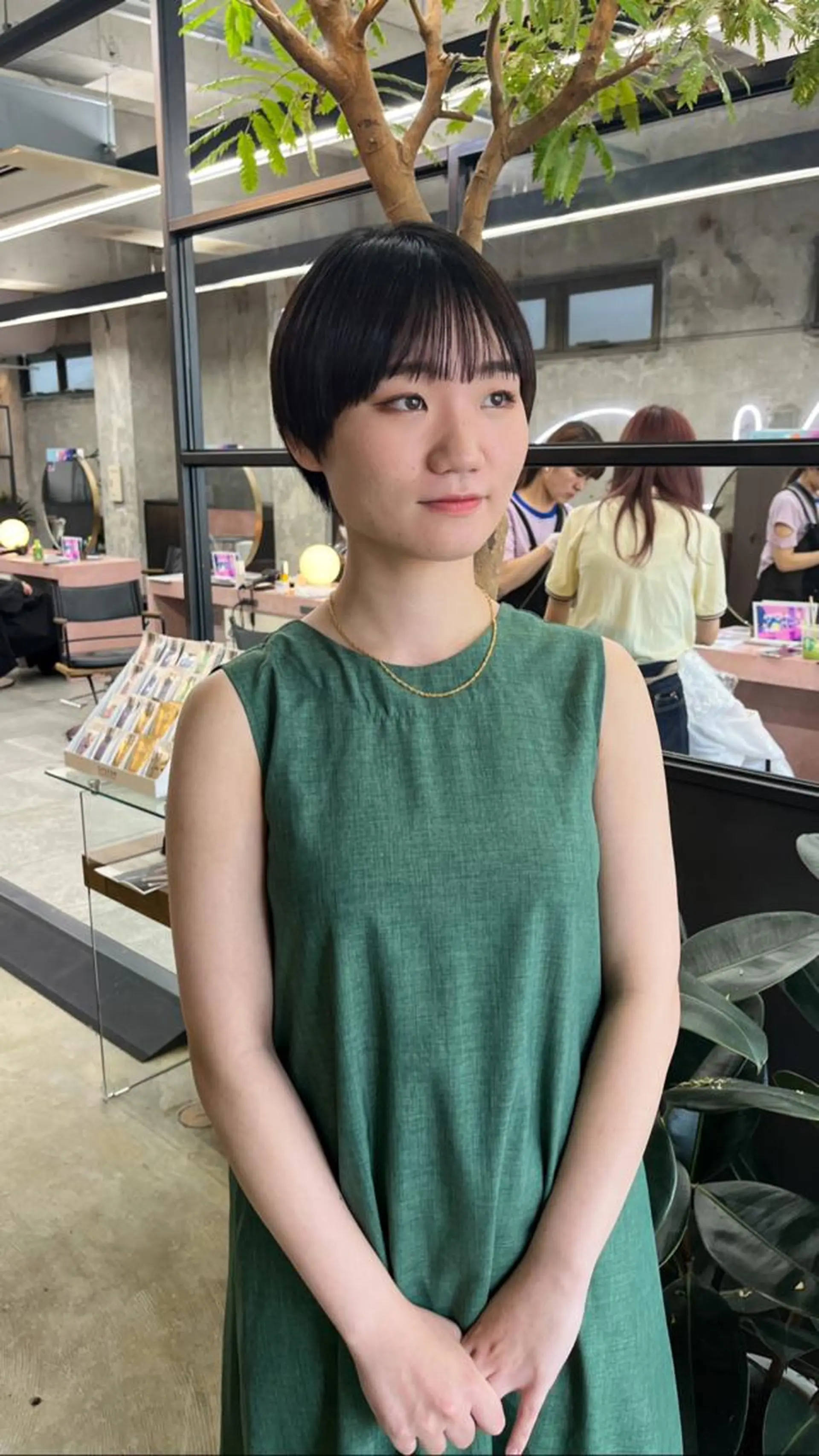 ショート カット benji所属・名駅/ブリーチカラー /レイヤー/髪質改善のヘアスタイル