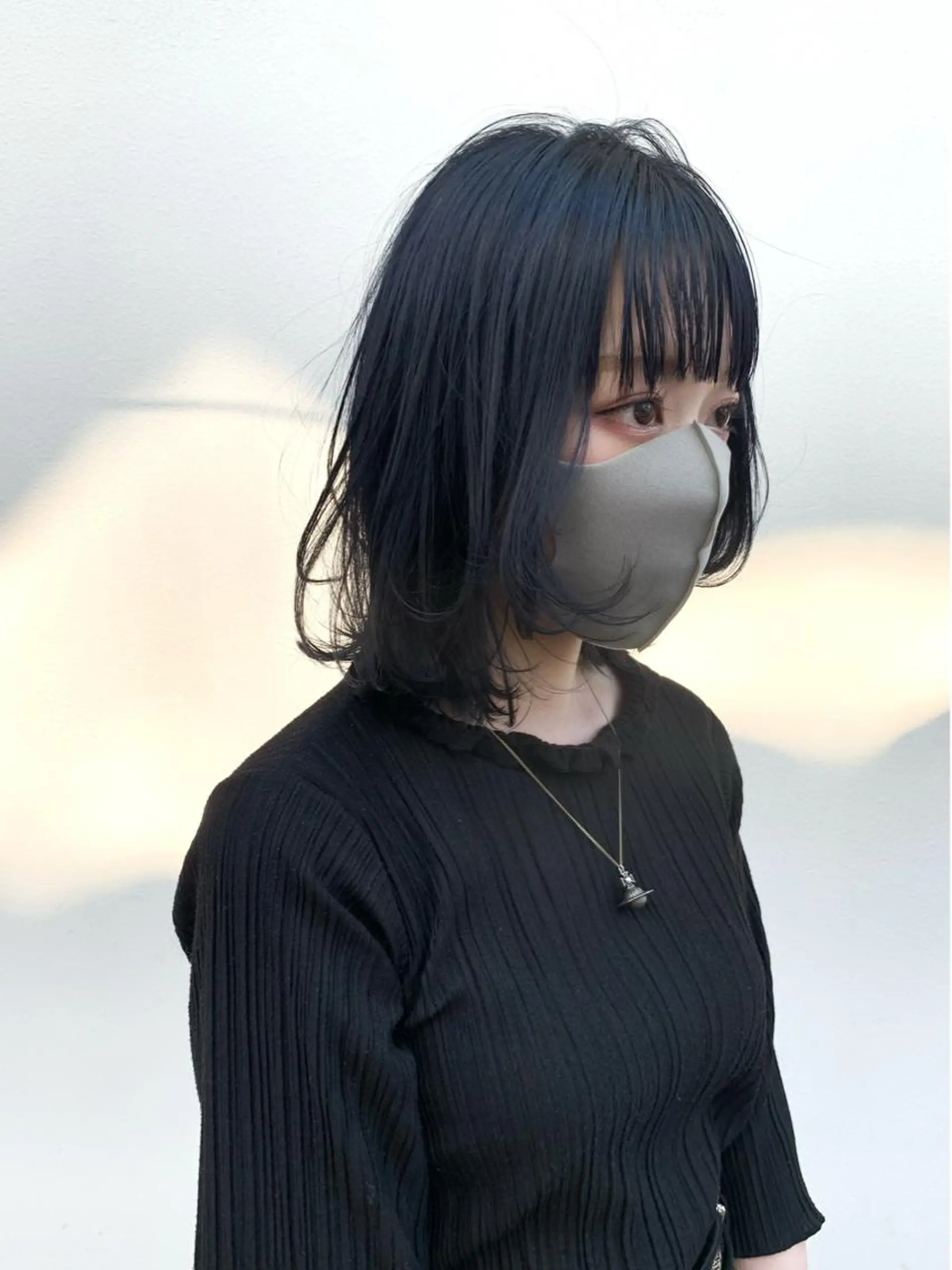 ミディアム カラー ヘアアレンジ 黒髪 ブルーカラー ブルーブラック 顔まわりレイヤー レイヤーカット カット 縮毛矯正 トリートメント 〽️magico/ ウルフDaiki〽️のヘアスタイル