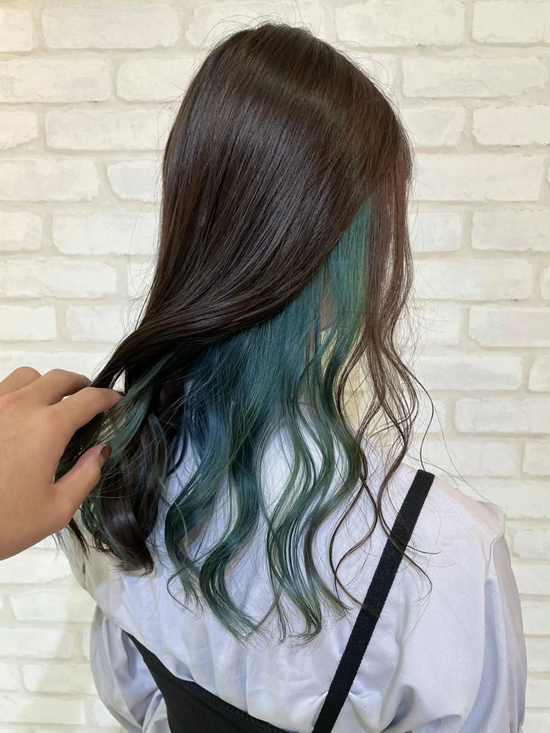 セミロング カラー インナーカラー 韓国風ヘア 💎True creation💎のヘアスタイル