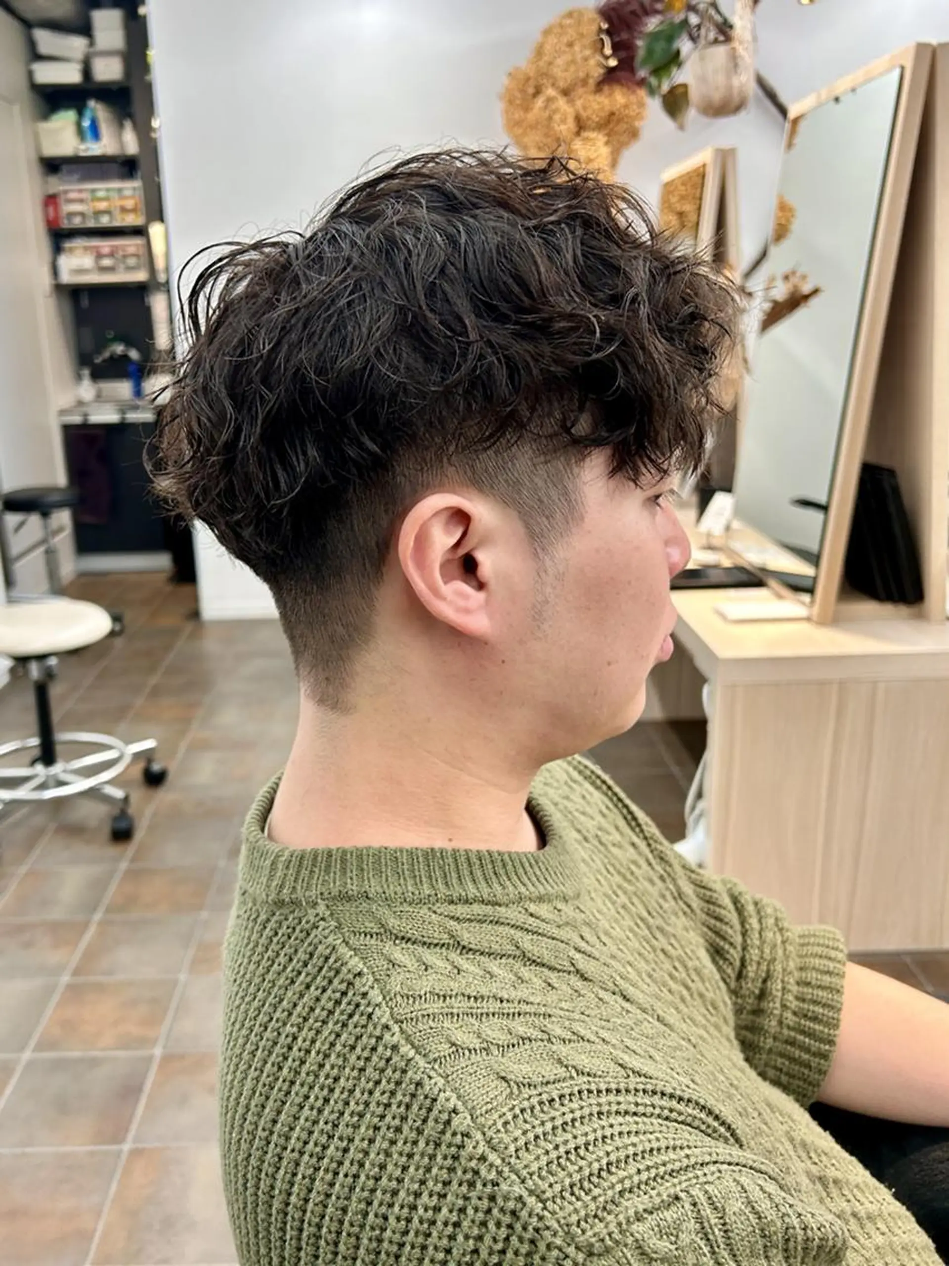 ショート メンズ パーマ メンズハイトーン メンズパーマ スペインカール スパイキーショート ツイストスパイラルパーマ カット パーマ メンズパーマ/ メンズカット/タクヤのヘアスタイル