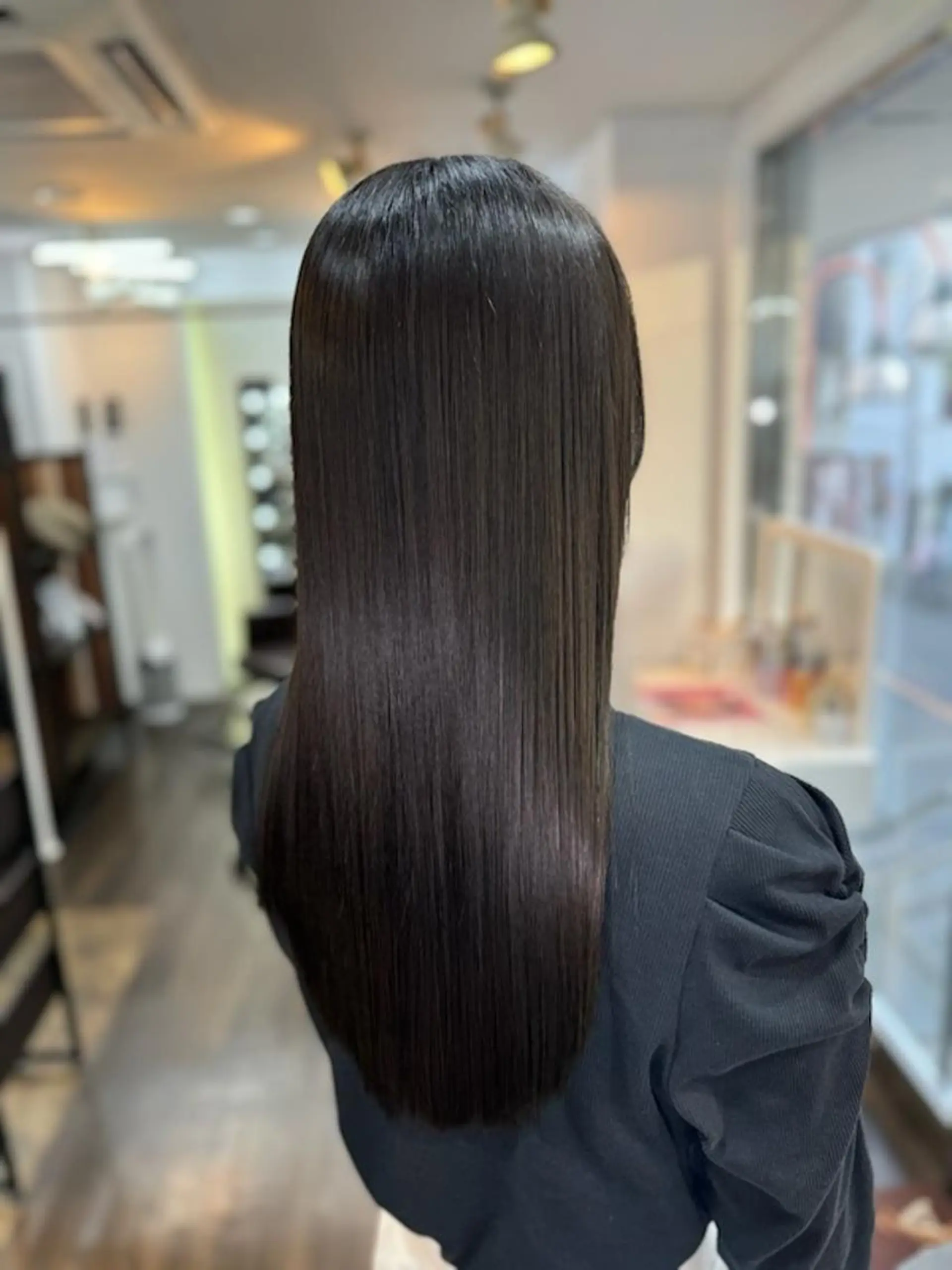 ロング 縮毛矯正 美髪髪質改善✨ 店長 天城由香のヘアスタイル