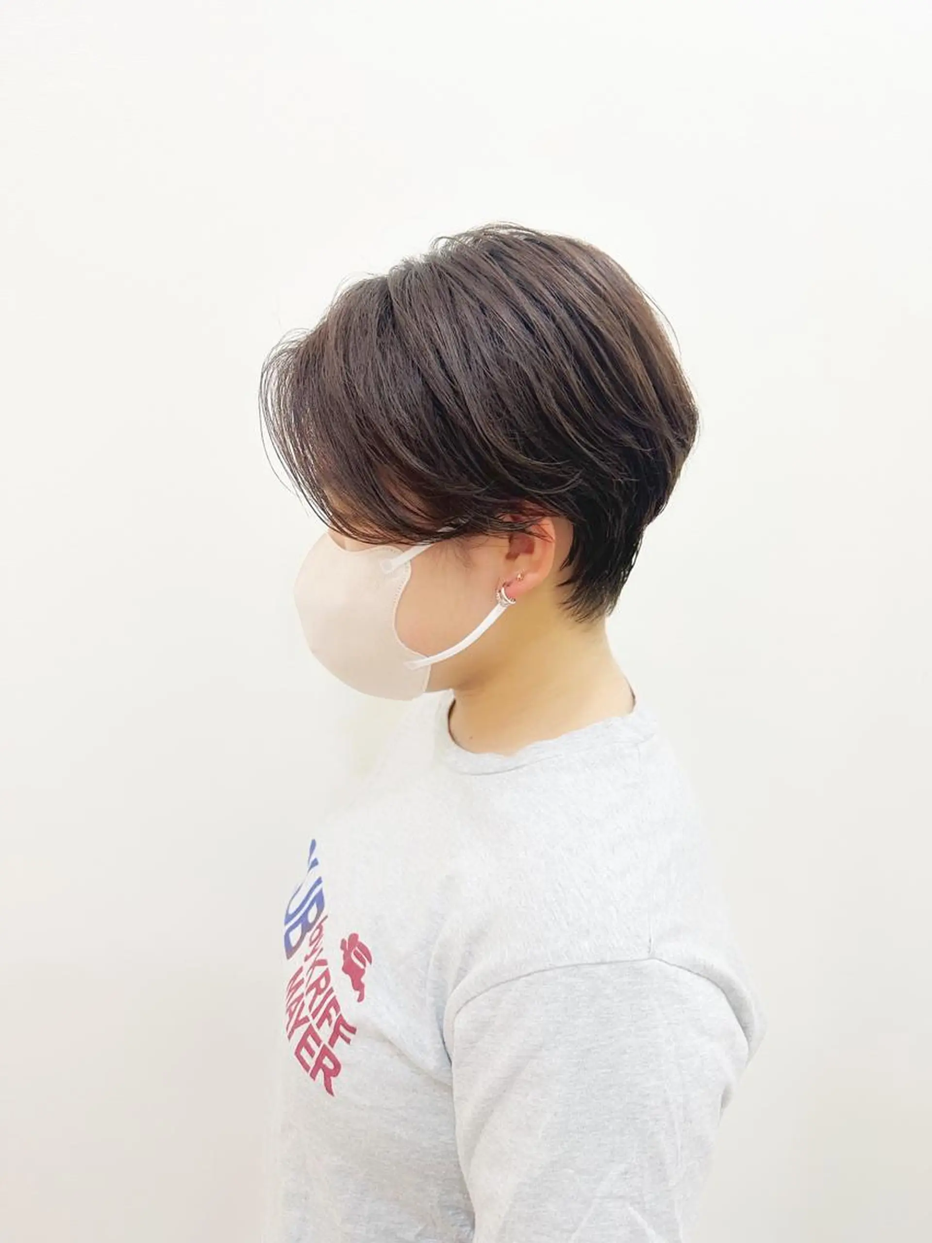 ショート カラー アディクシーカラー 透明感カラー デザインカラー イヤリングカラー ハイライトカラー カット ヘアカラー newline銀座所属・銀座ショート/ 大人ショート/金子涼のヘアスタイル