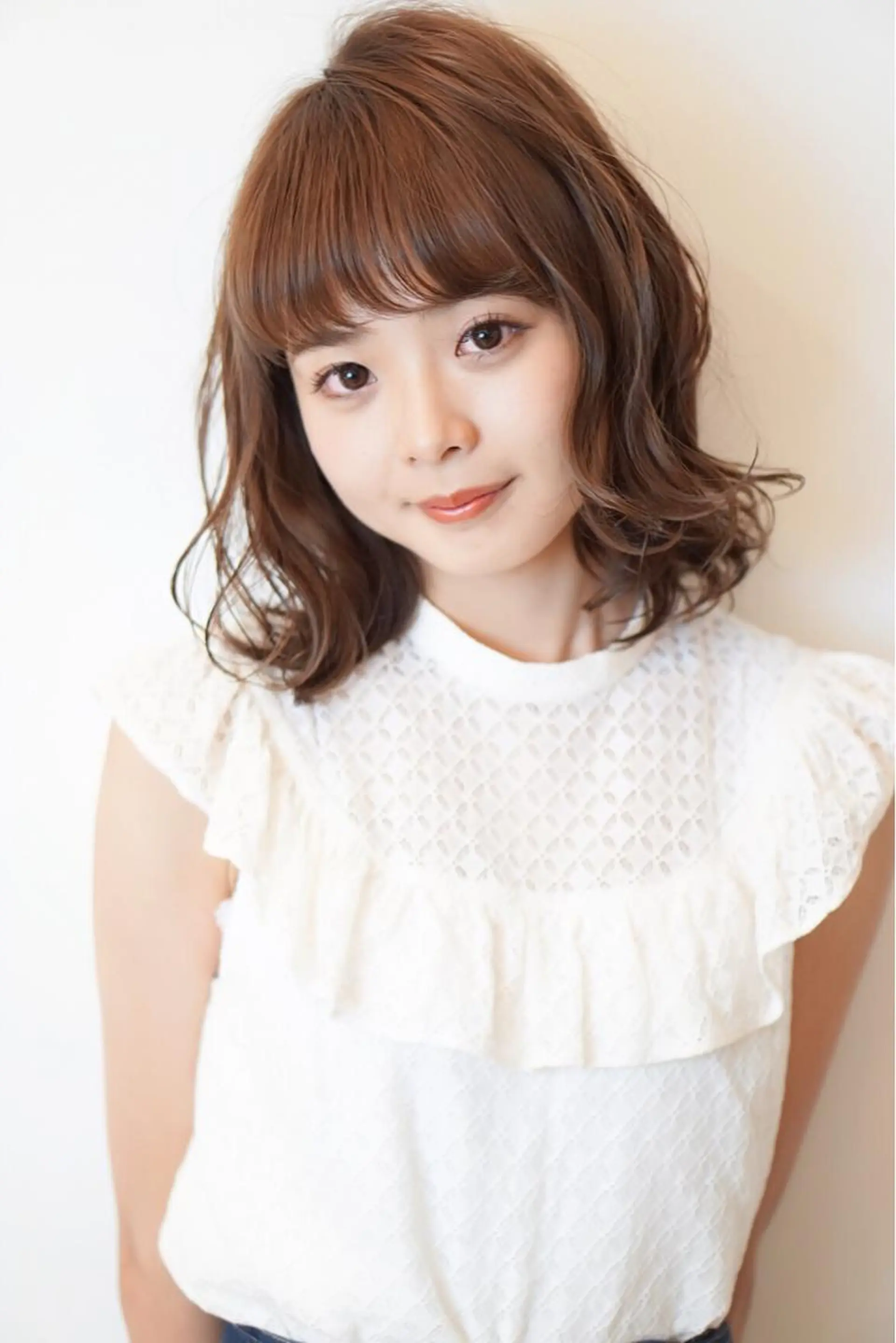 ミディアム カラー パーマ ミディアムパーマ ベージュカラー カット ヘアカラー パーマ ディレクター ノナカのヘアスタイル