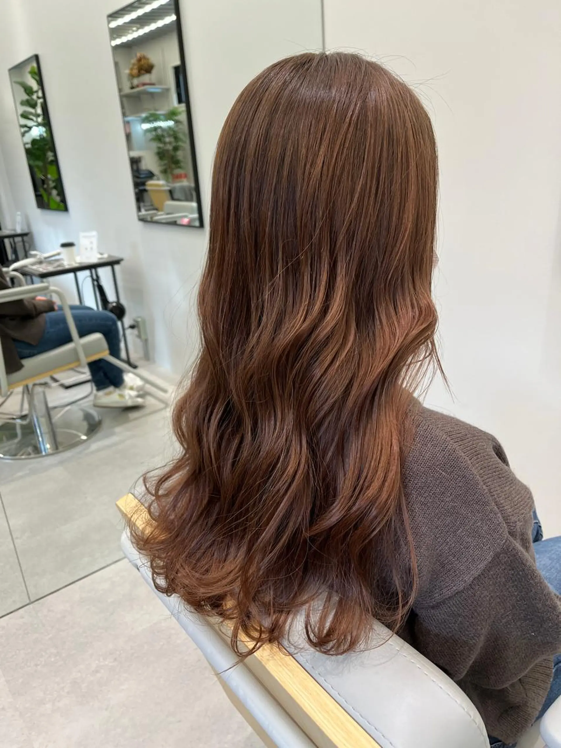 ロング カラー 菅 樹希弥のヘアスタイル