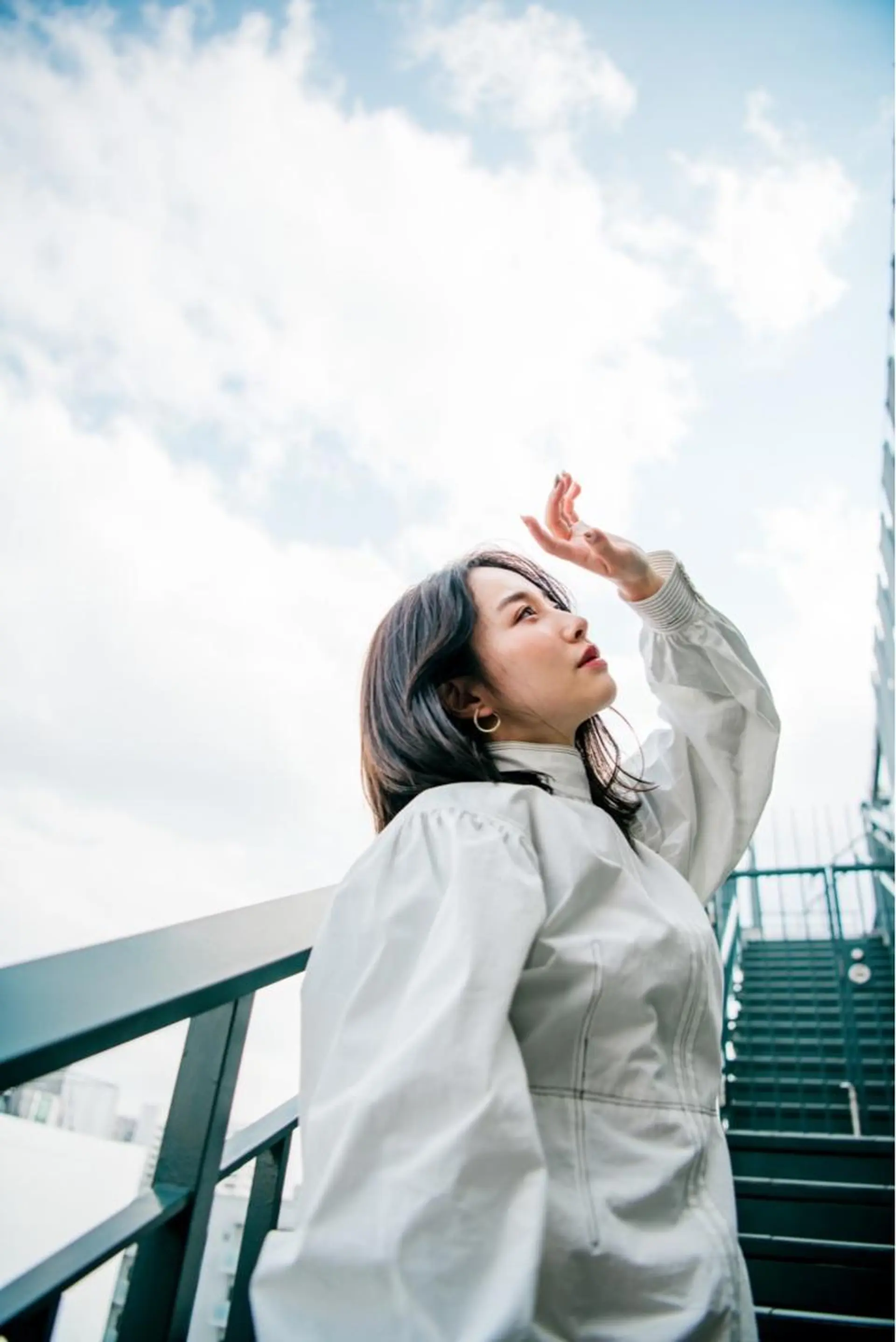 ミディアム パーマ THE DAY所属・AKI HASHIMOTOのヘアスタイル