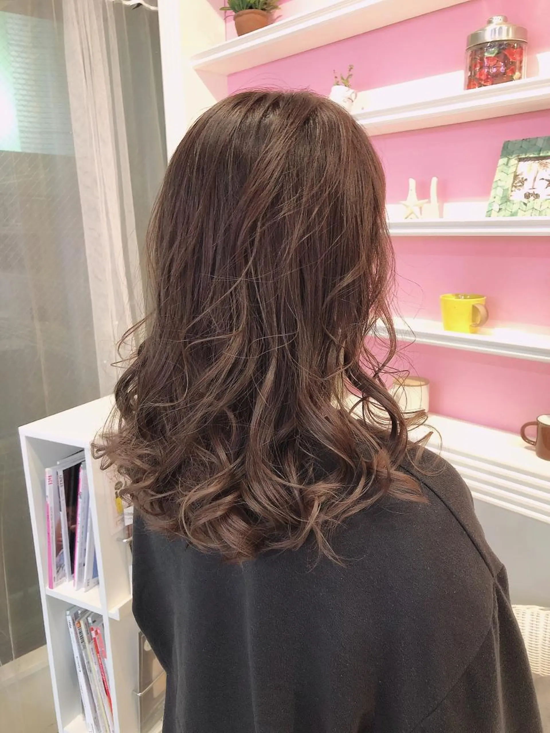 セミロング カラー カット ヘアカラー トリートメント 浦山 和之のヘアスタイル