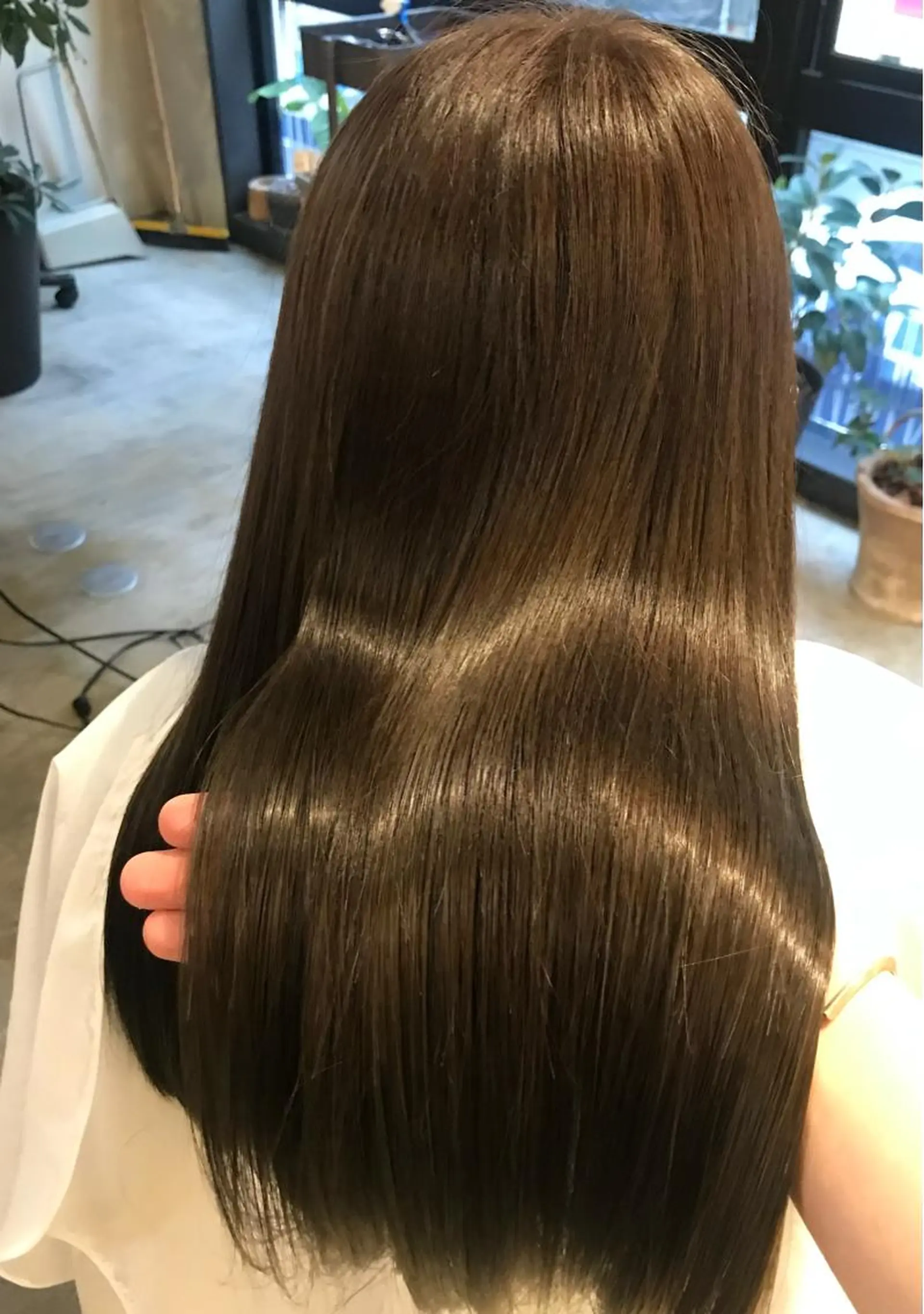 ロング トリートメント カット 縮毛矯正 Ｒ HAIR SALON所属・RHAIRSALON 西山梓のヘアスタイル