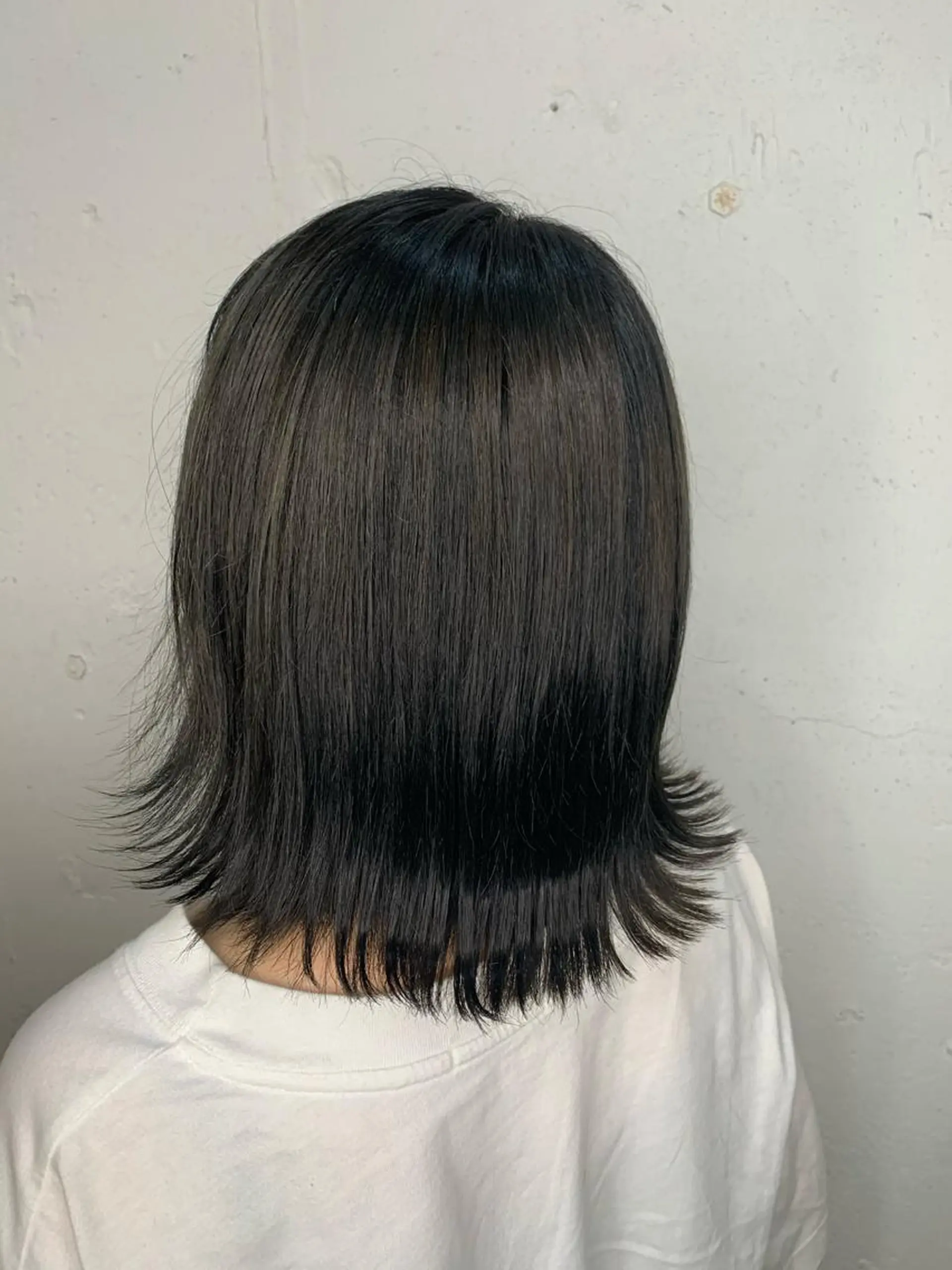 ミディアム カラー グレージュ 外ハネヘア カット ヘアカラー トリートメント 💛丁寧さNo.🥇 🧸片山智裕💛のヘアスタイル