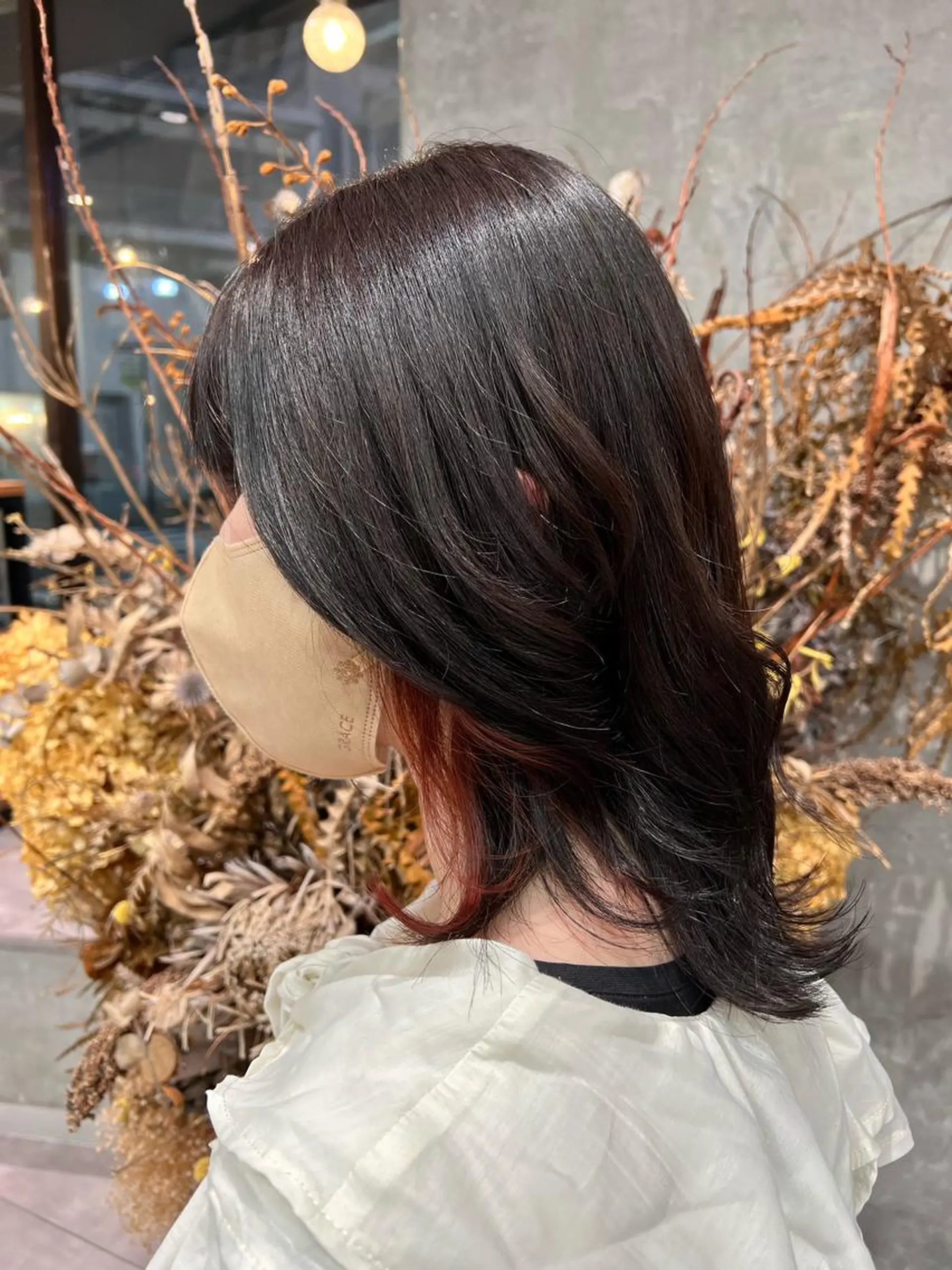 ミディアム カラー イヤリングカラー ヘアカラー トリートメント 🌞レイヤー×カラー 前川那津美🌞のヘアスタイル