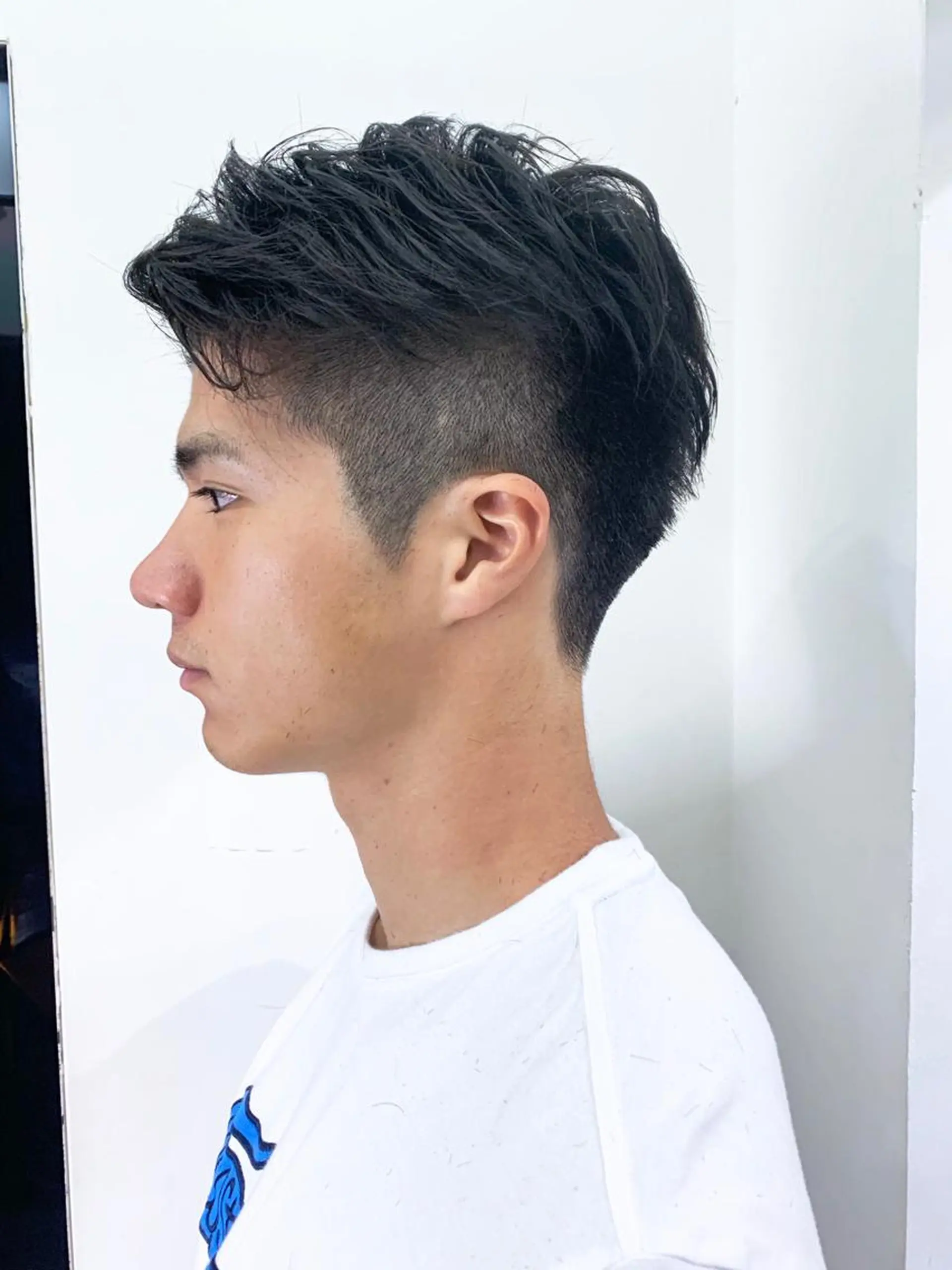 ショート カラー パーマ メンズ 刈り上げ メンズ特化👨 細谷碧海のヘアスタイル