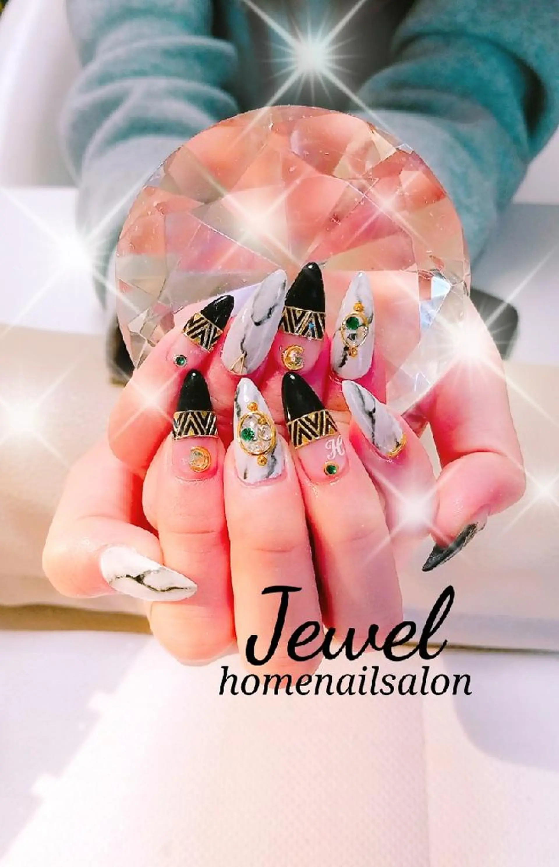 ネイル ＪＥＷＥＬ　ＮＡＩＬ所属・ＪＥＷＥＬ ＮＡＩＬのネイルデザイン