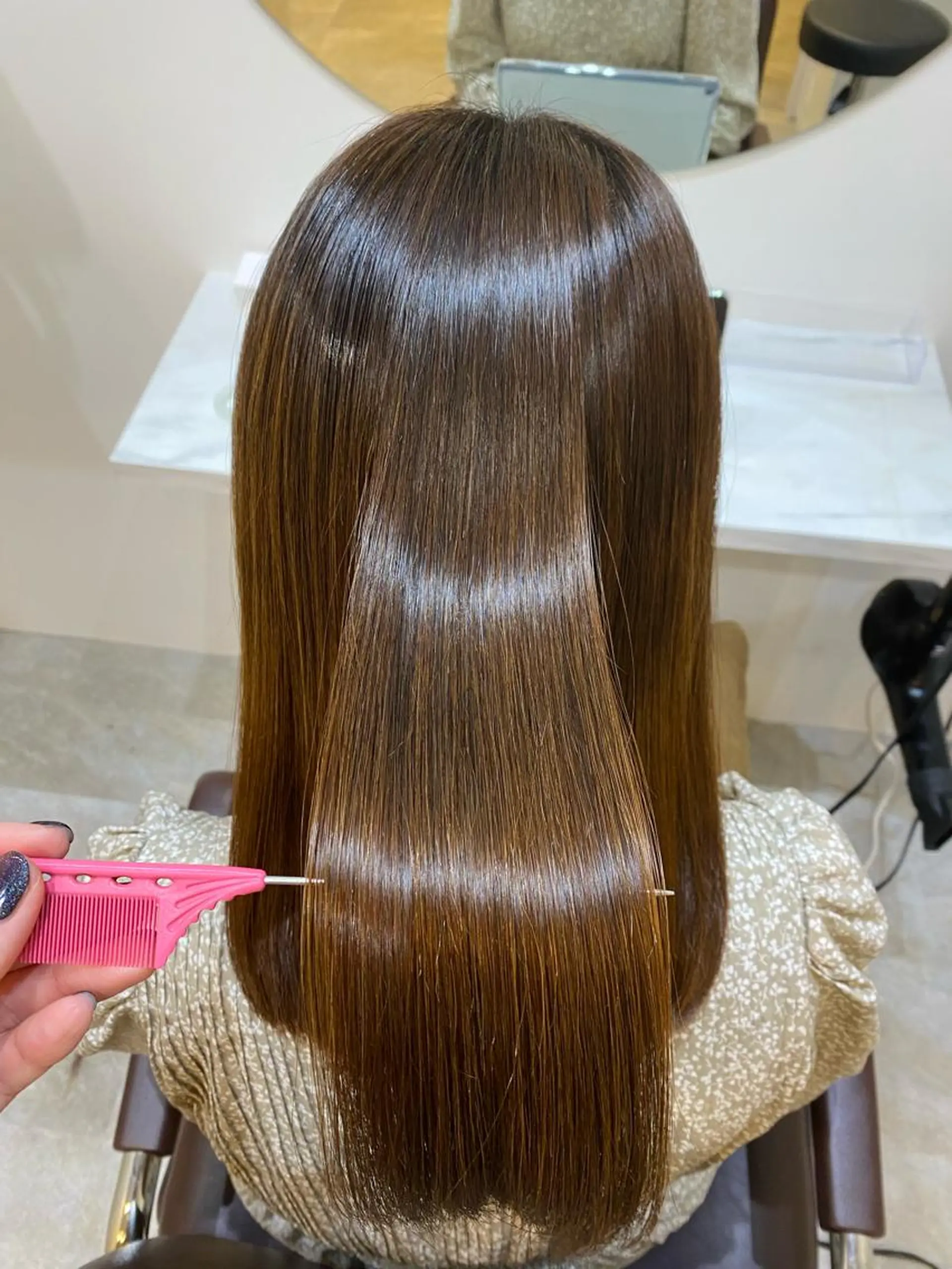 セミロング 縮毛矯正 【髪質改善 艶髪】 布川 莉穂のヘアスタイル