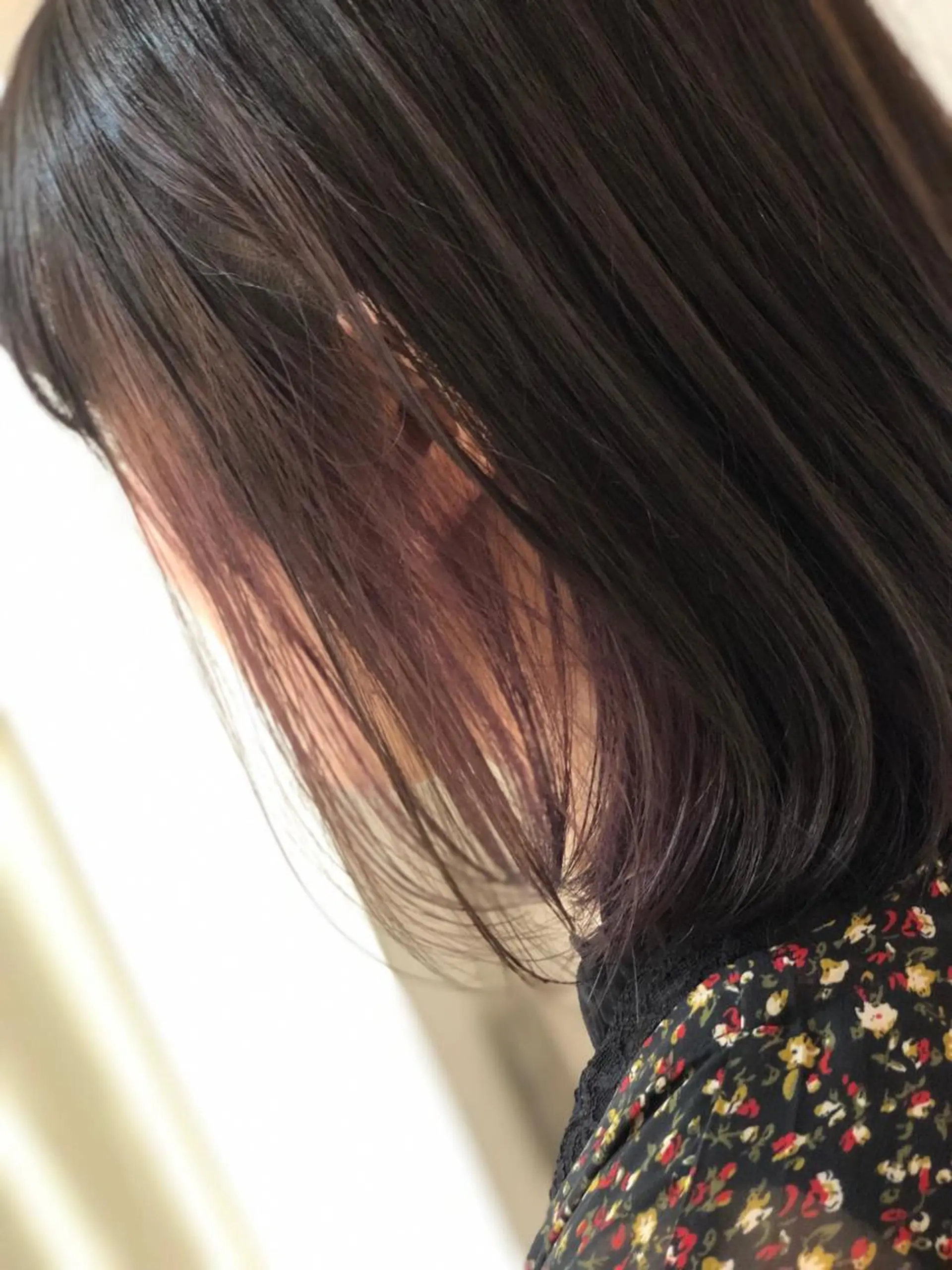 ミディアム カラー インナーカラー ブリーチカラー🌈 石垣翔太のヘアスタイル