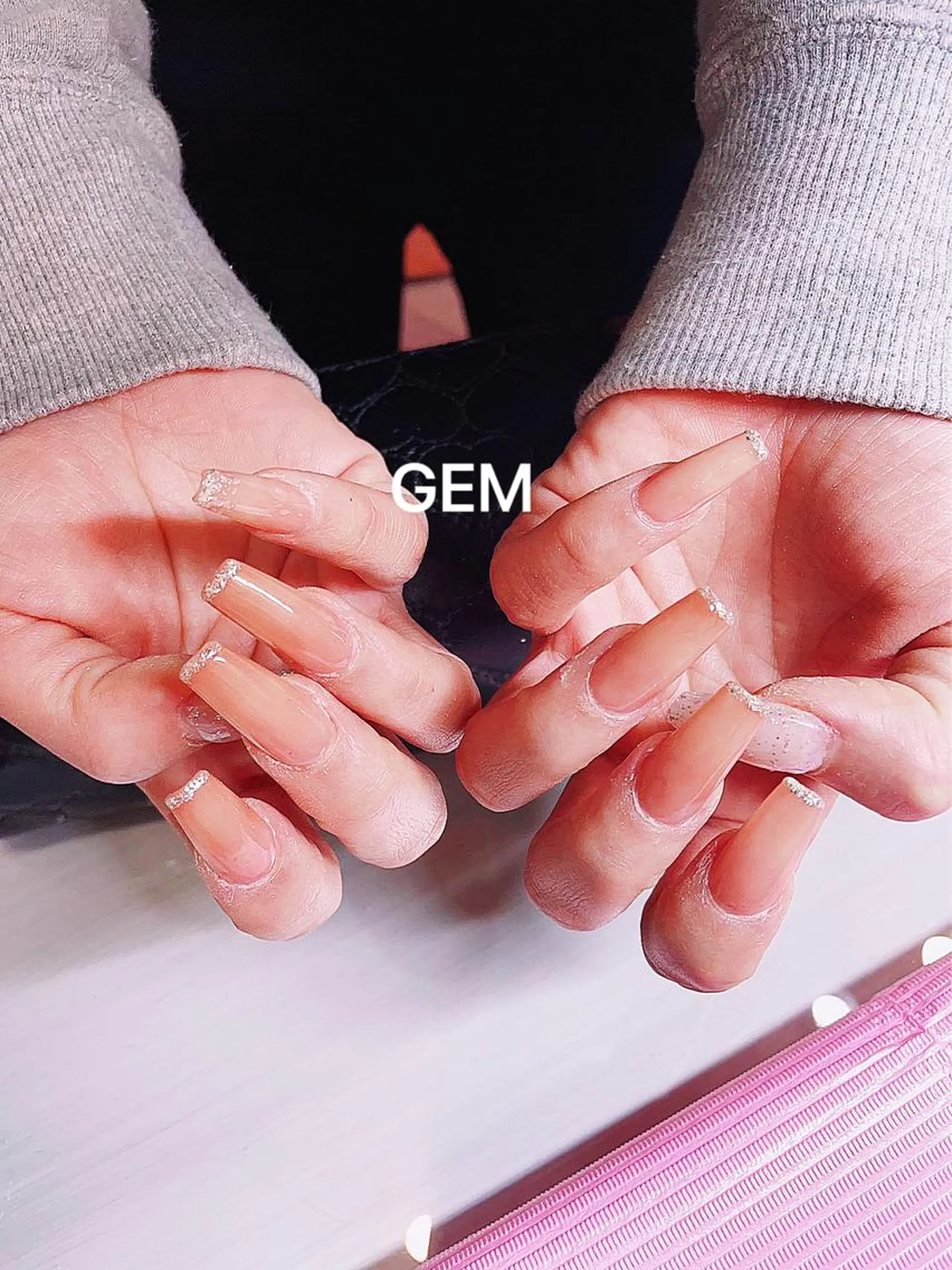 ネイル 長さ出し スカルプネイル ハンドネイル GEM  the beautyのマツエク・マツパデザイン