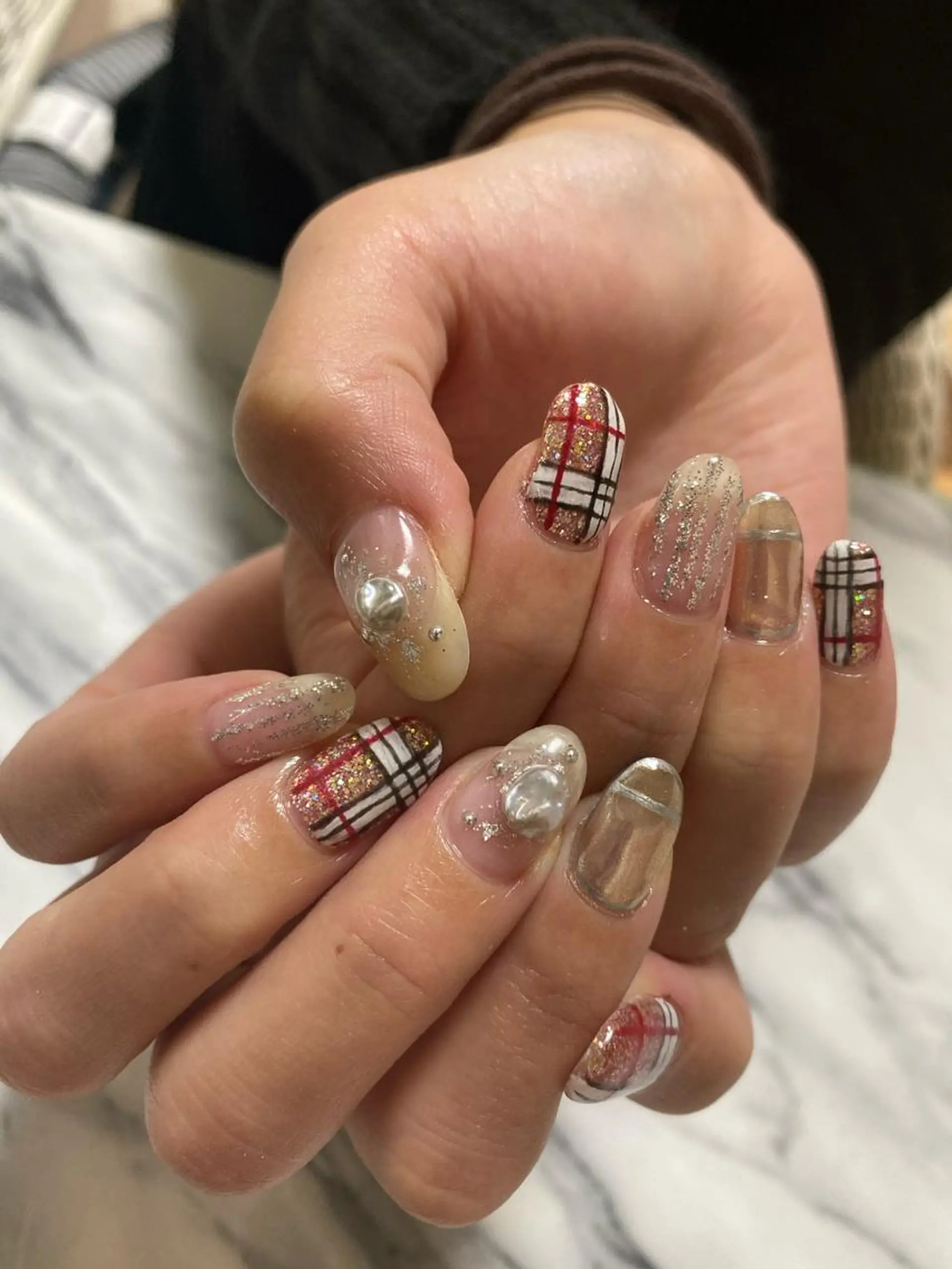 ネイル 持ち込み QULEONAIL所属・大城 裕麻のネイルデザイン