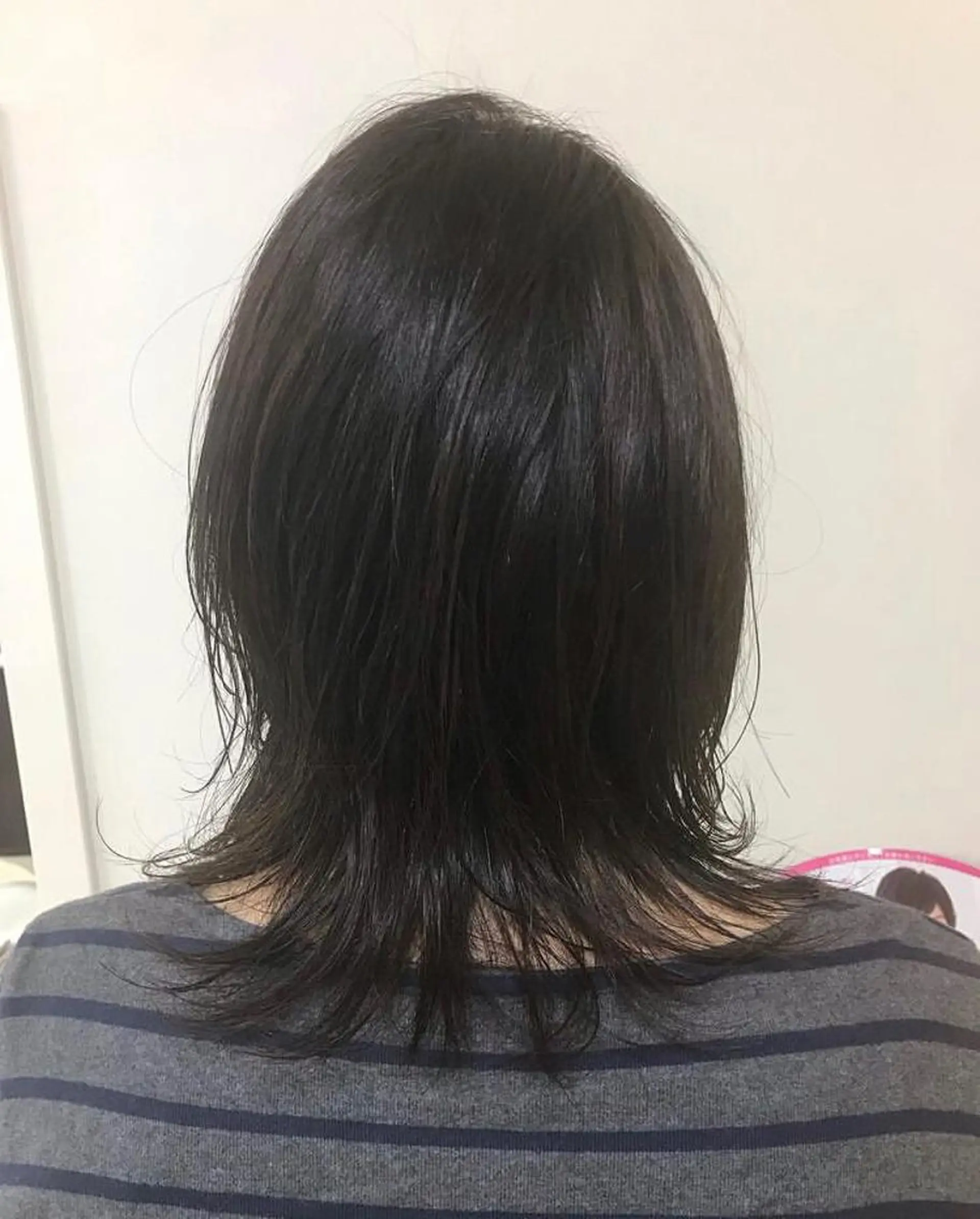 セミロング カラー レイヤーカット ウルフカット ウルフレイヤー 横田 尚登のヘアスタイル