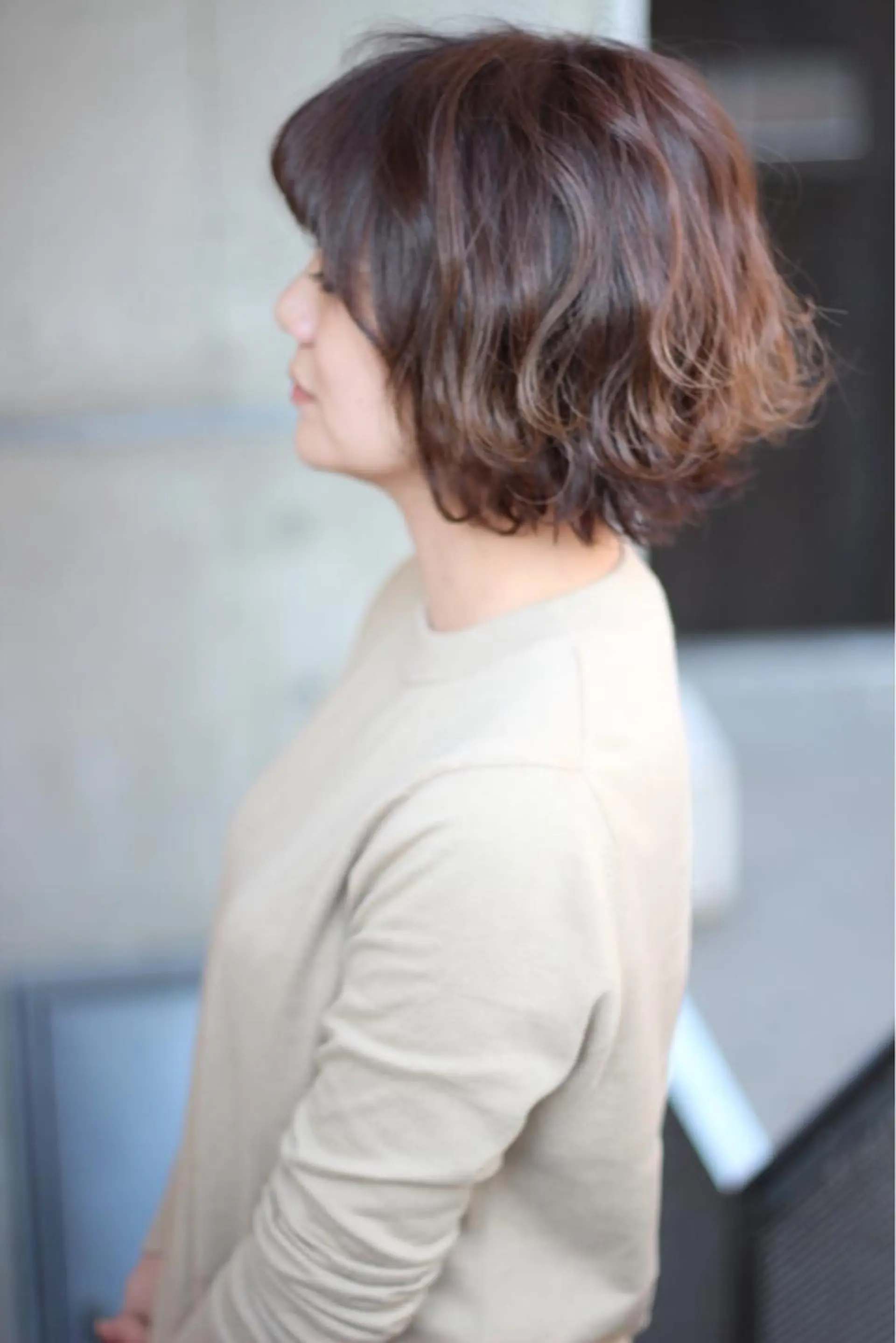 ミディアム カラー パーマ カット ヘアカラー トリートメント 成松 勇治のヘアスタイル