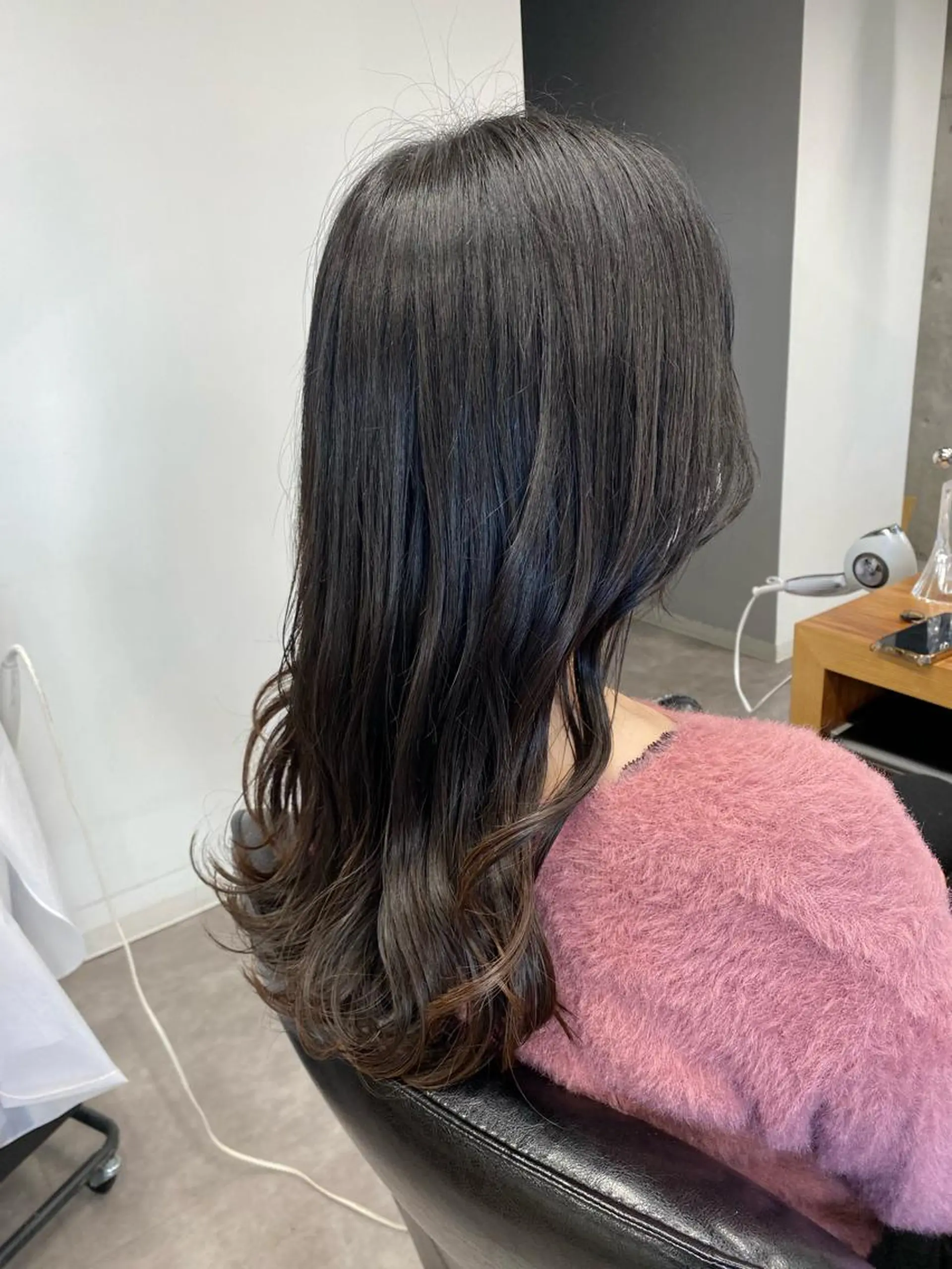 セミロング ショート･ウルフ✂︎ 安住有咲子のヘアスタイル
