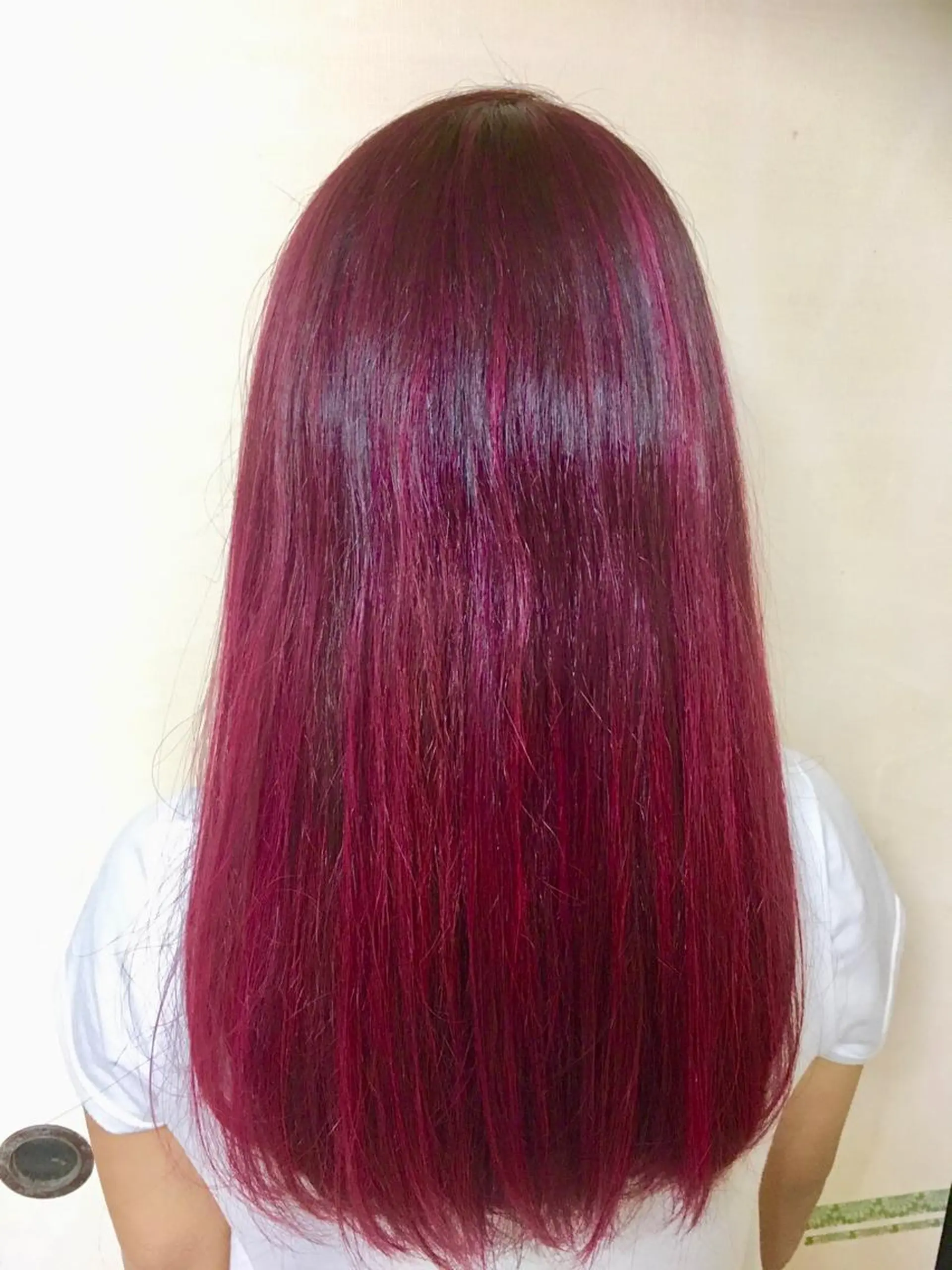 ロング レイヤーカット トリートメント ヘアカラー Style Tのヘアスタイル