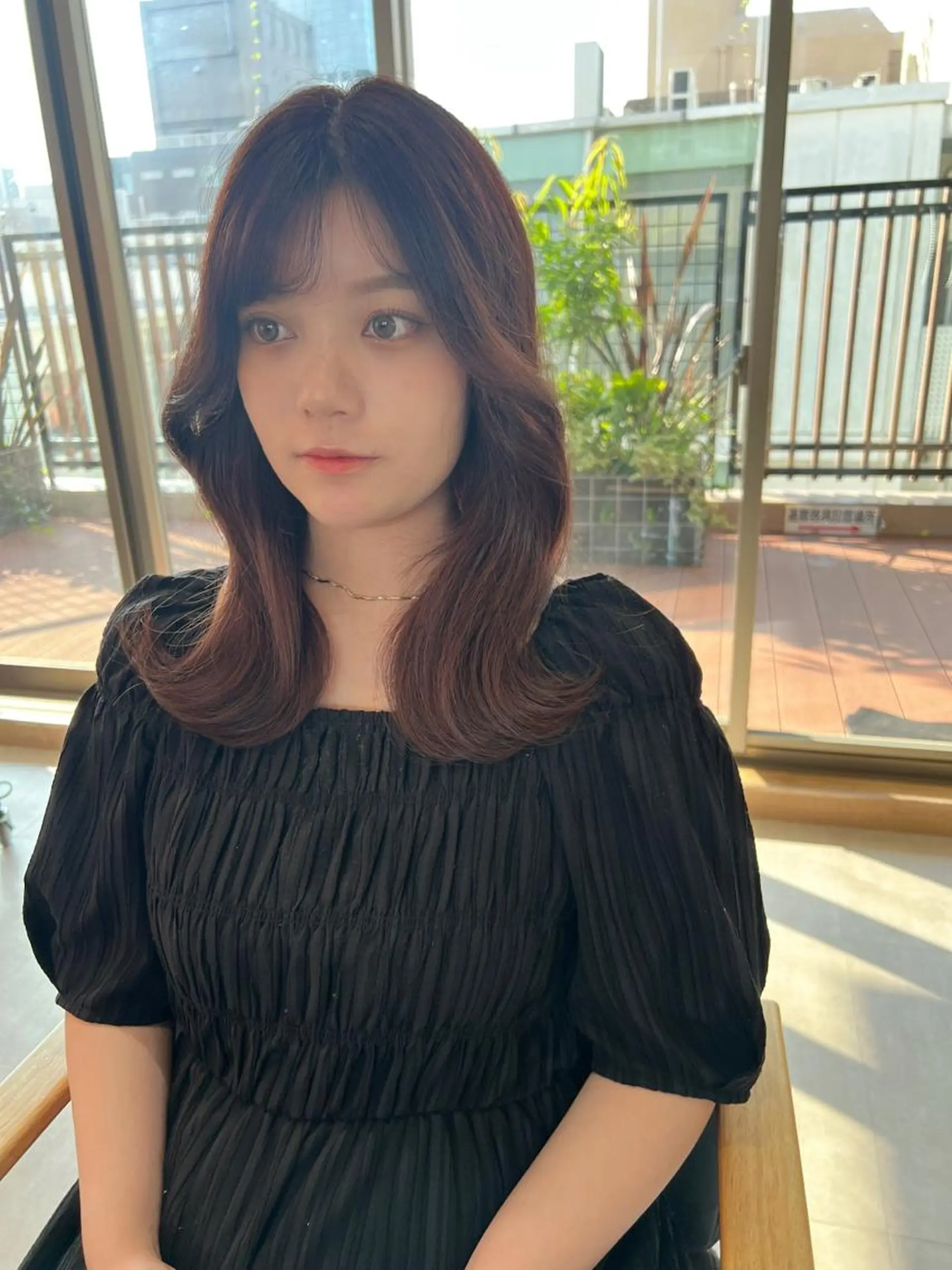 ミディアム カラー くびれヘア 髪質改善 韓国風ヘア カット ヘアカラー トリートメント 韓国🇰🇷レイヤー おくれ毛/顔まわりのヘアスタイル