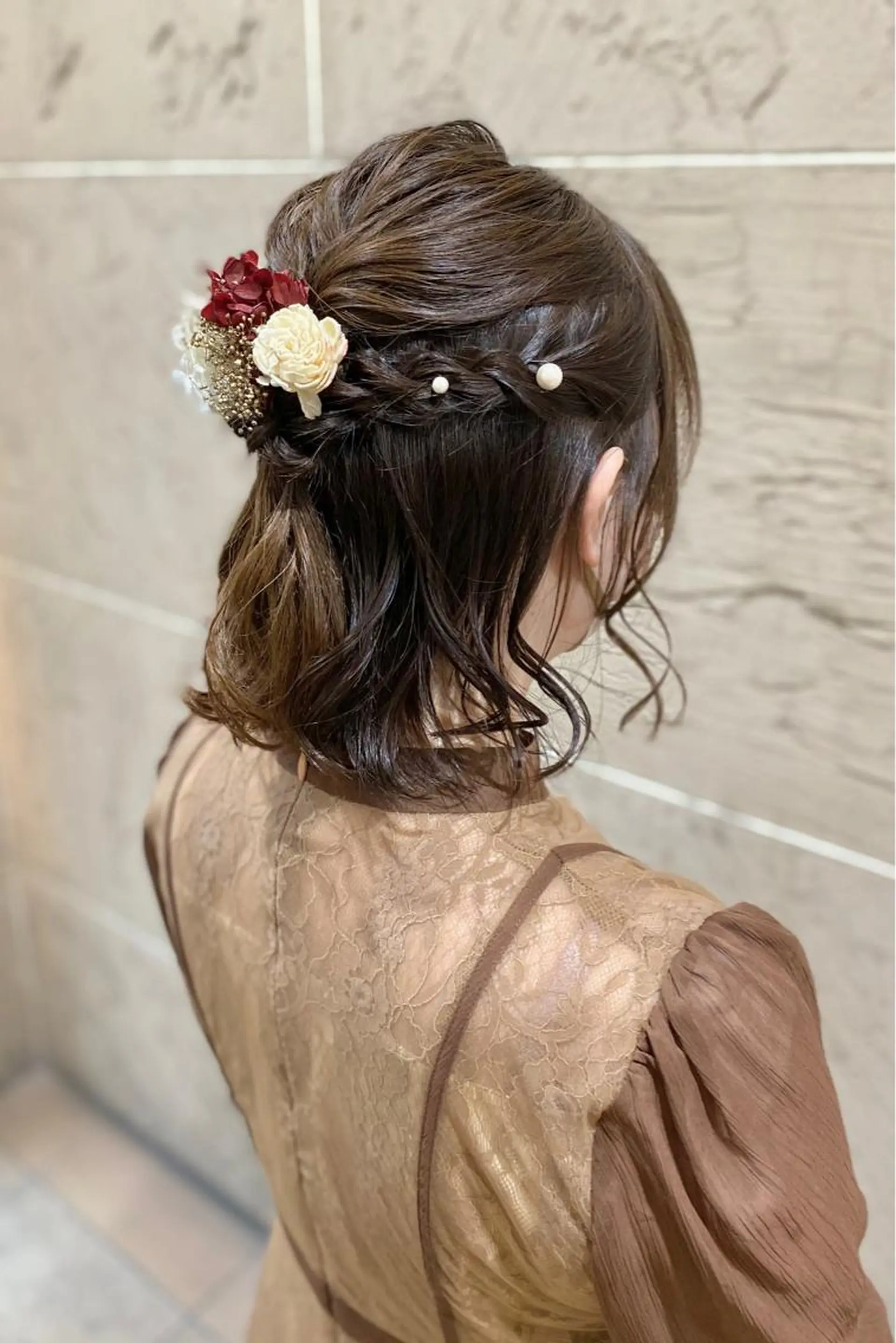 ミディアム 菊地 紗矢のヘアスタイル