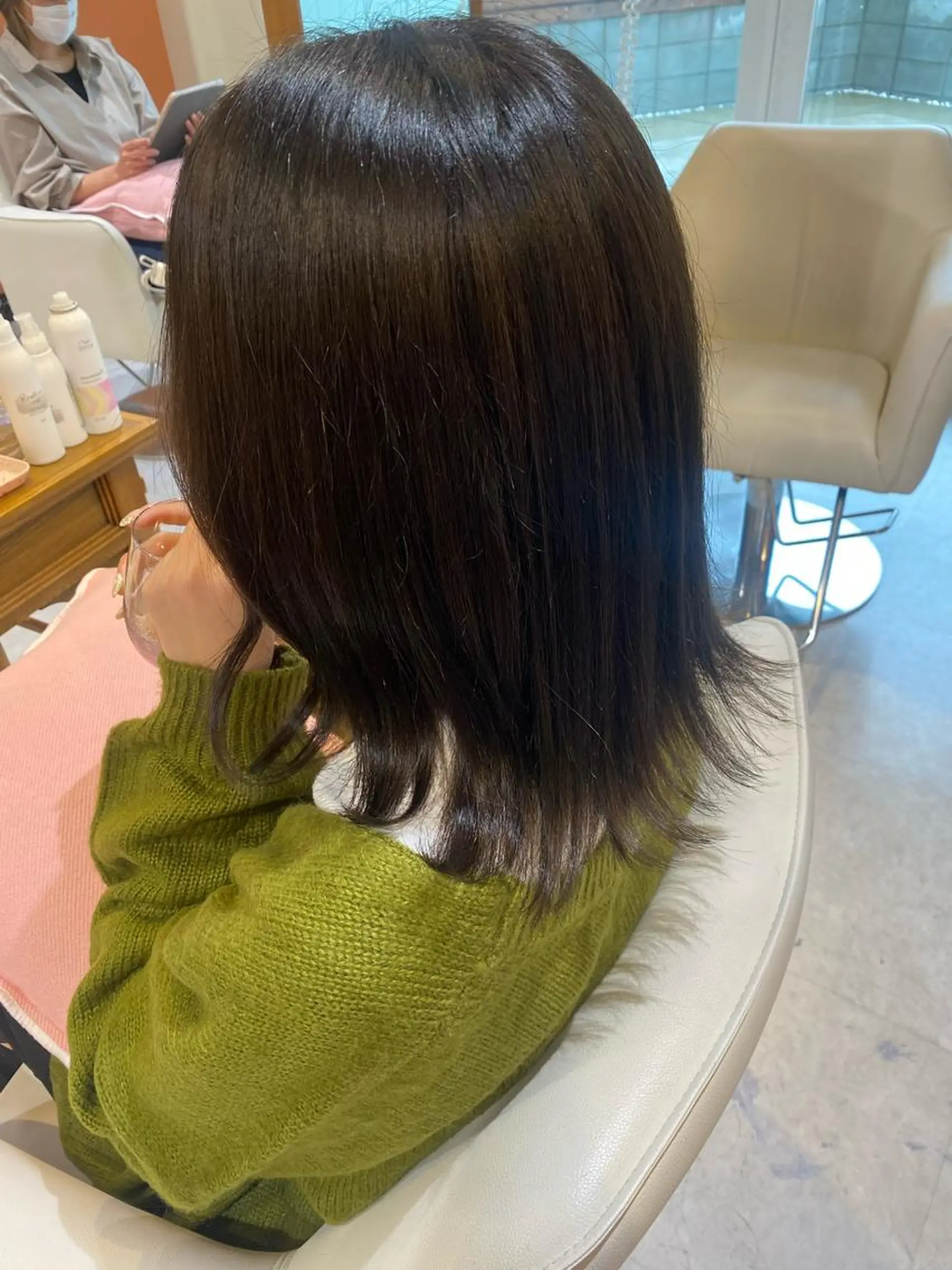 ミディアム ヘアカラー 梛木 唯のヘアスタイル