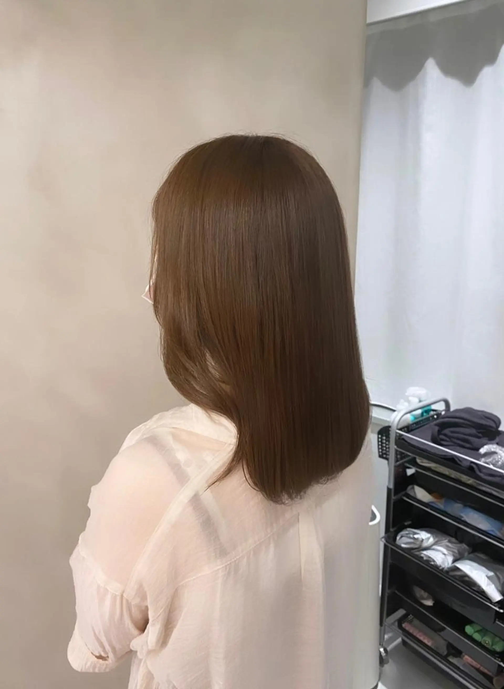 セミロング カラー ヘアカラー トリートメント ヘッドスパ ヘアセット 小顔ショート✨️ RIEのヘアスタイル