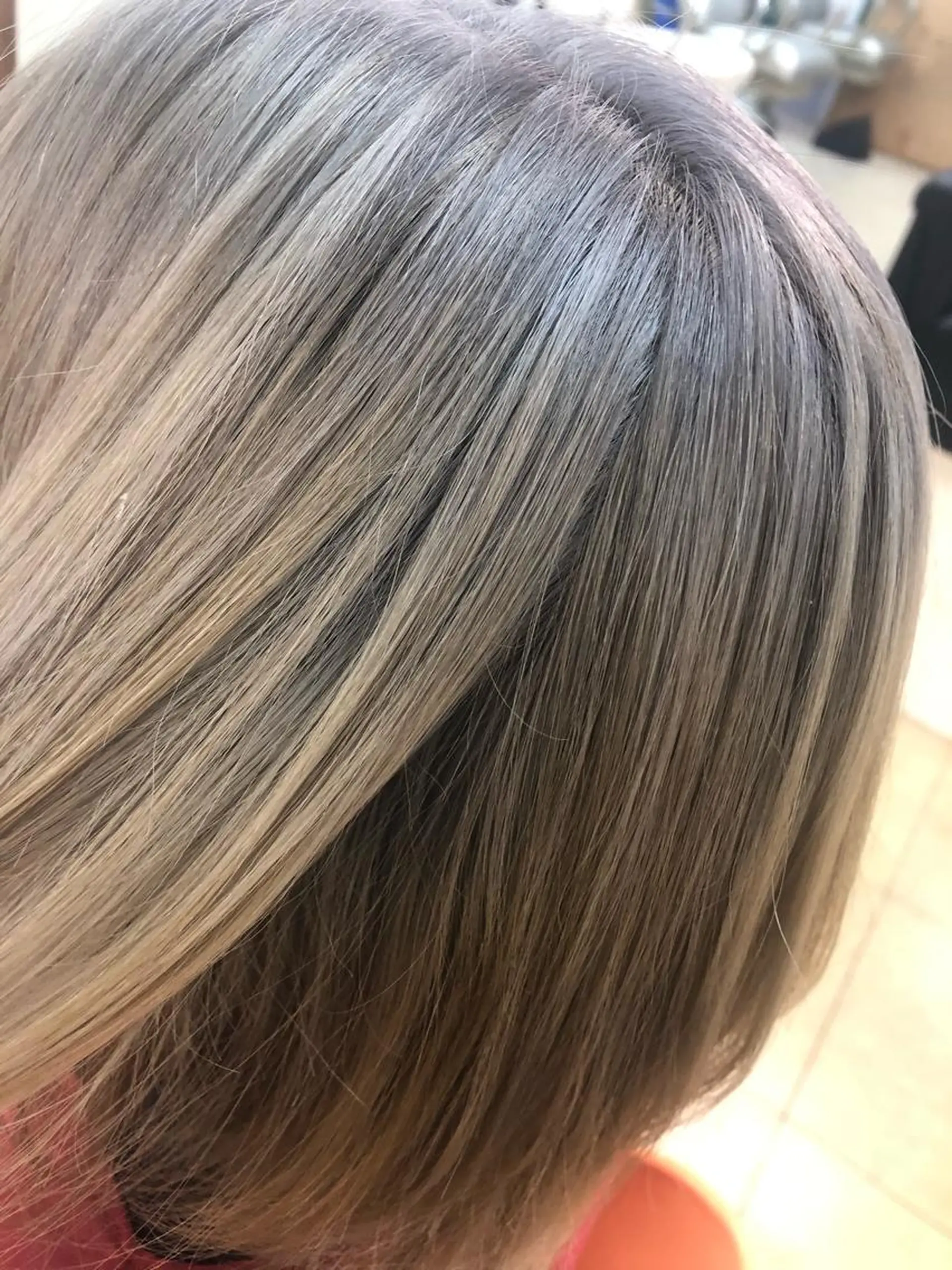 ショート カラー ハイトーンカラー 韓国風ヘア 美眉styling 🩵大佐賀千尋のヘアスタイル