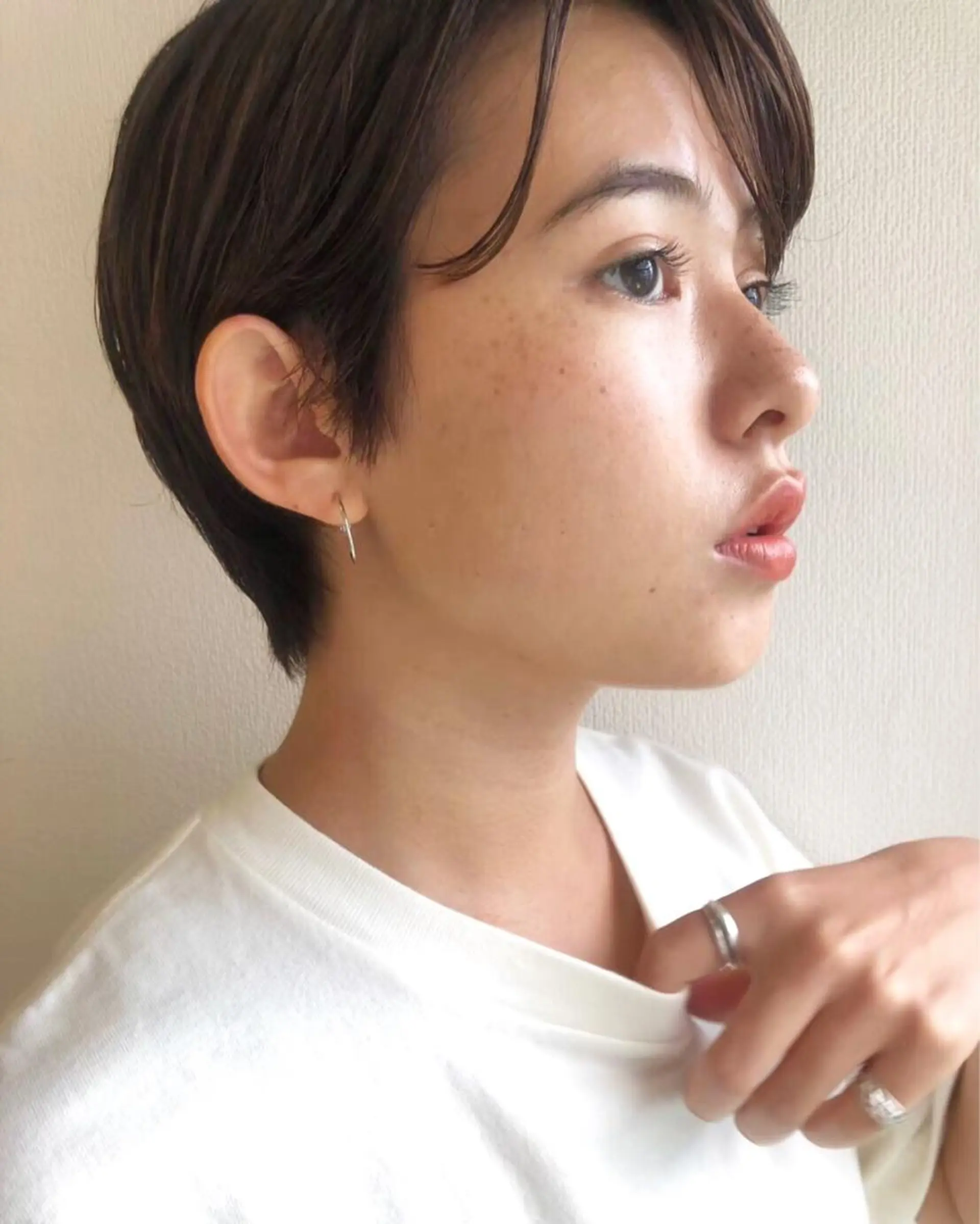 ショート カラー THE DAY所属・AKI HASHIMOTOのヘアスタイル