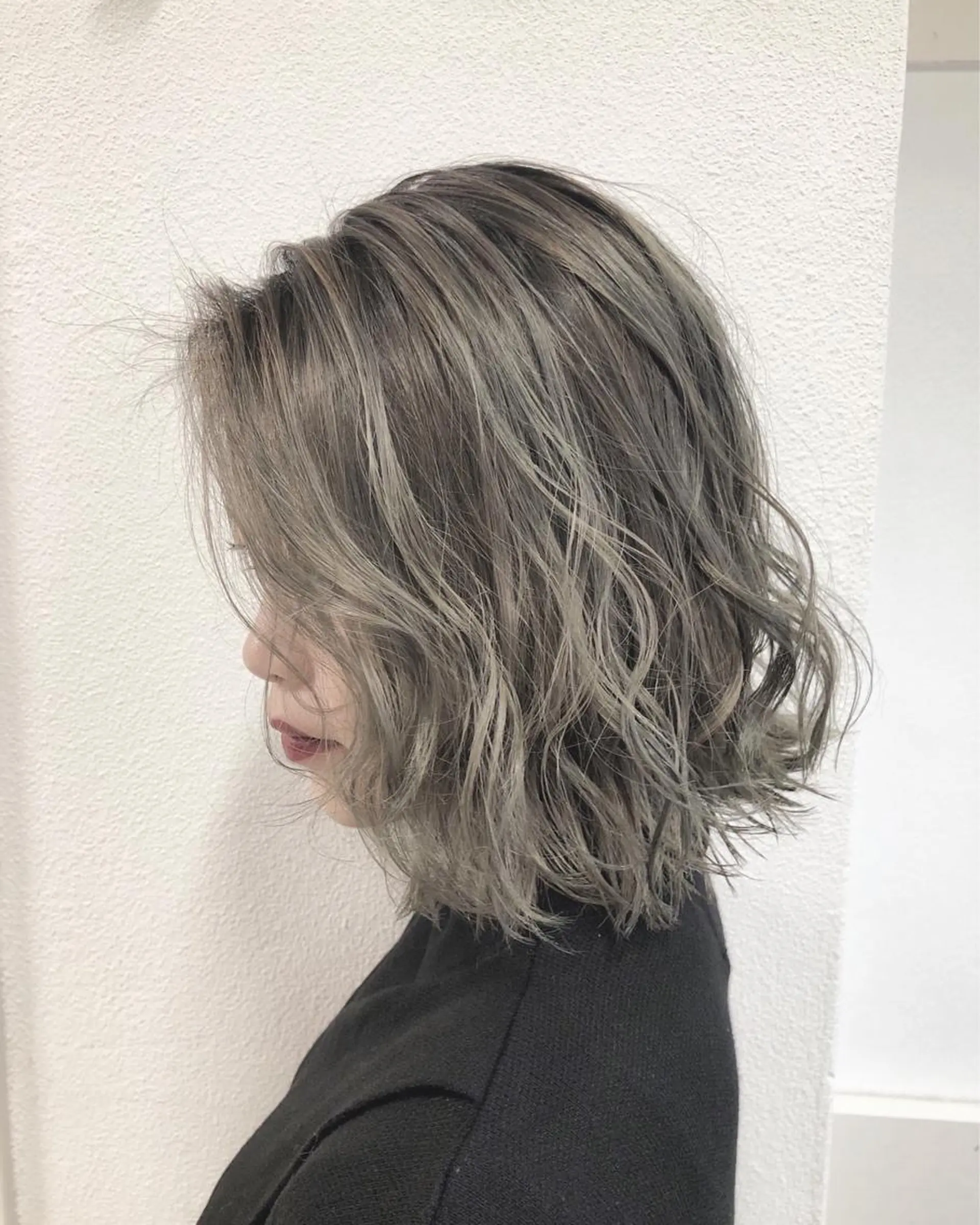 ショート カラー ヘアアレンジ バレイヤージュ シルバー レイヤーカット ヘアカラー トリートメント GiseL天神カラー 髪質改善/ブリーチのヘアスタイル
