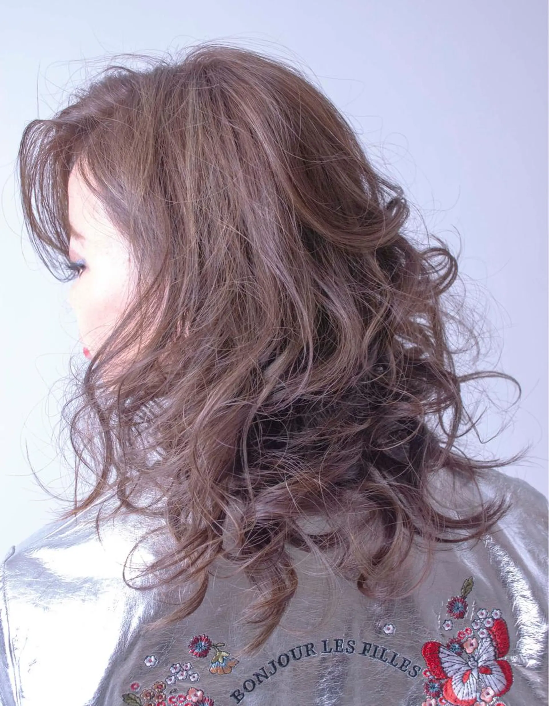 セミロング カラー パーマ グレージュ アドミラルYoshi oのヘアスタイル