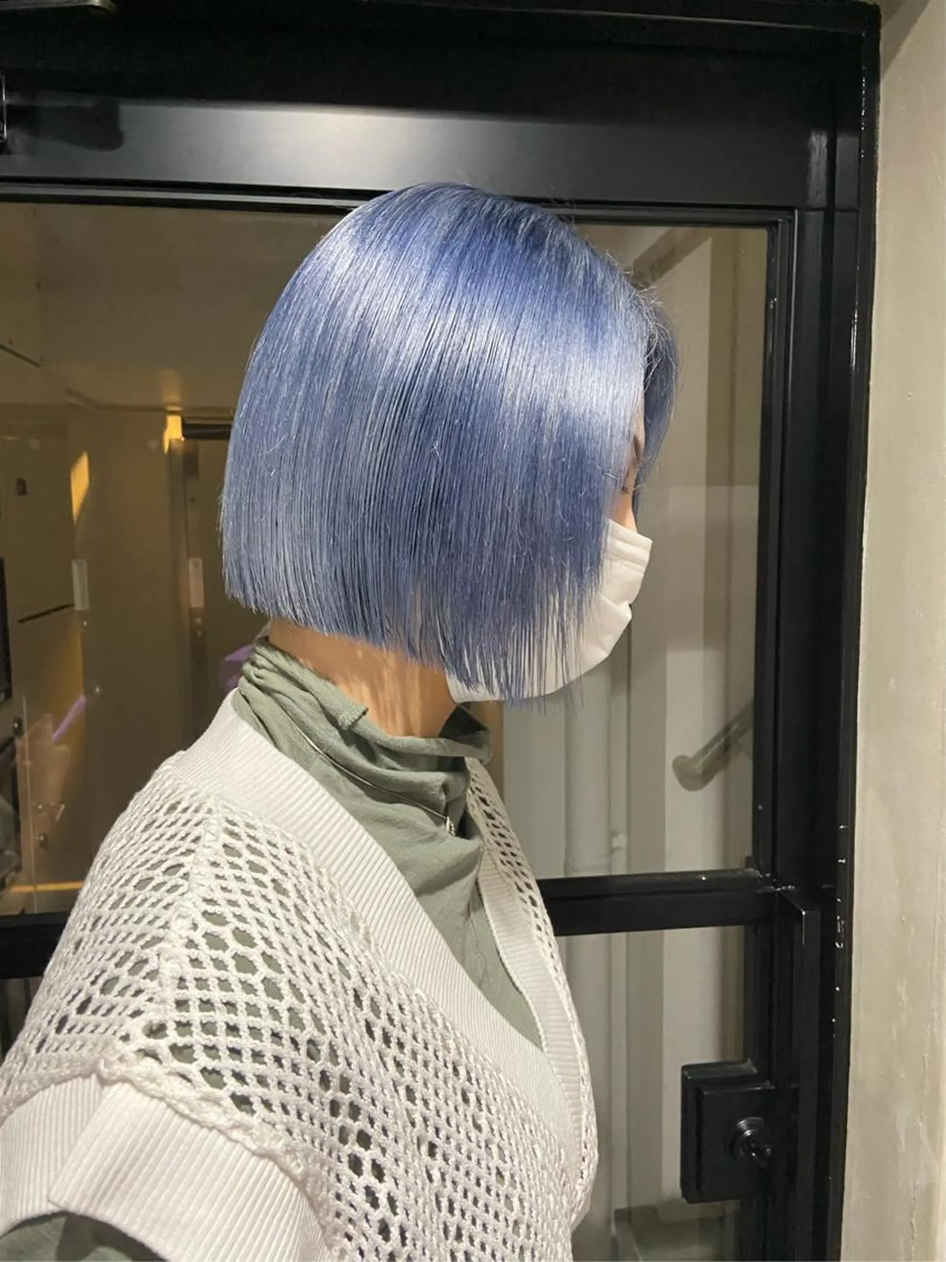 ショート カラー 切りっぱなしボブ ブリーチ ブルーカラー ケアブリーチ ハイトーンカラー ヘアカラー yuna/ボブカット /ハイトーンカラーのヘアスタイル