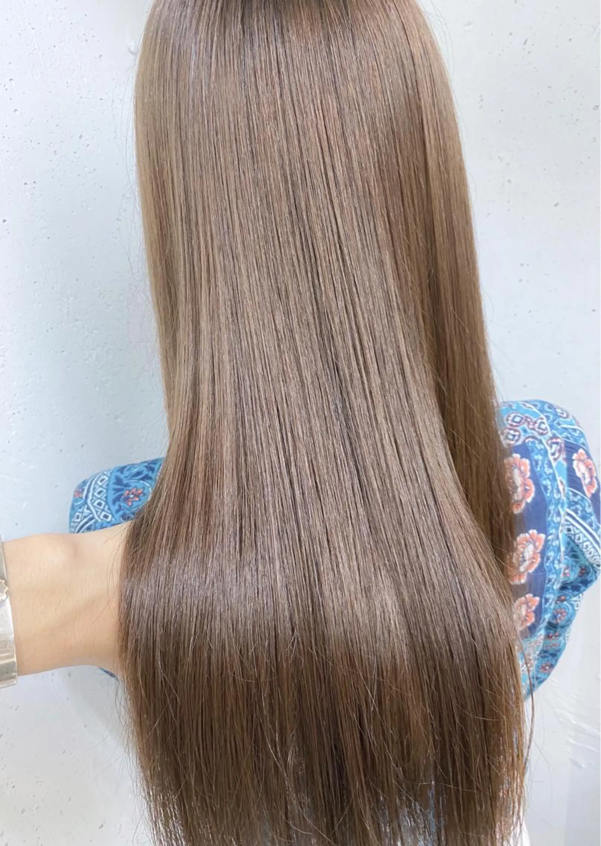 ロング カラー パーマ ヘアアレンジ アッシュ バレイヤージュ ブリーチ ケアブリーチ 透明感カラー ヘアカラー トリートメント 竹内ケンゴ🇰🇷 EIGHT藤沢のヘアスタイル