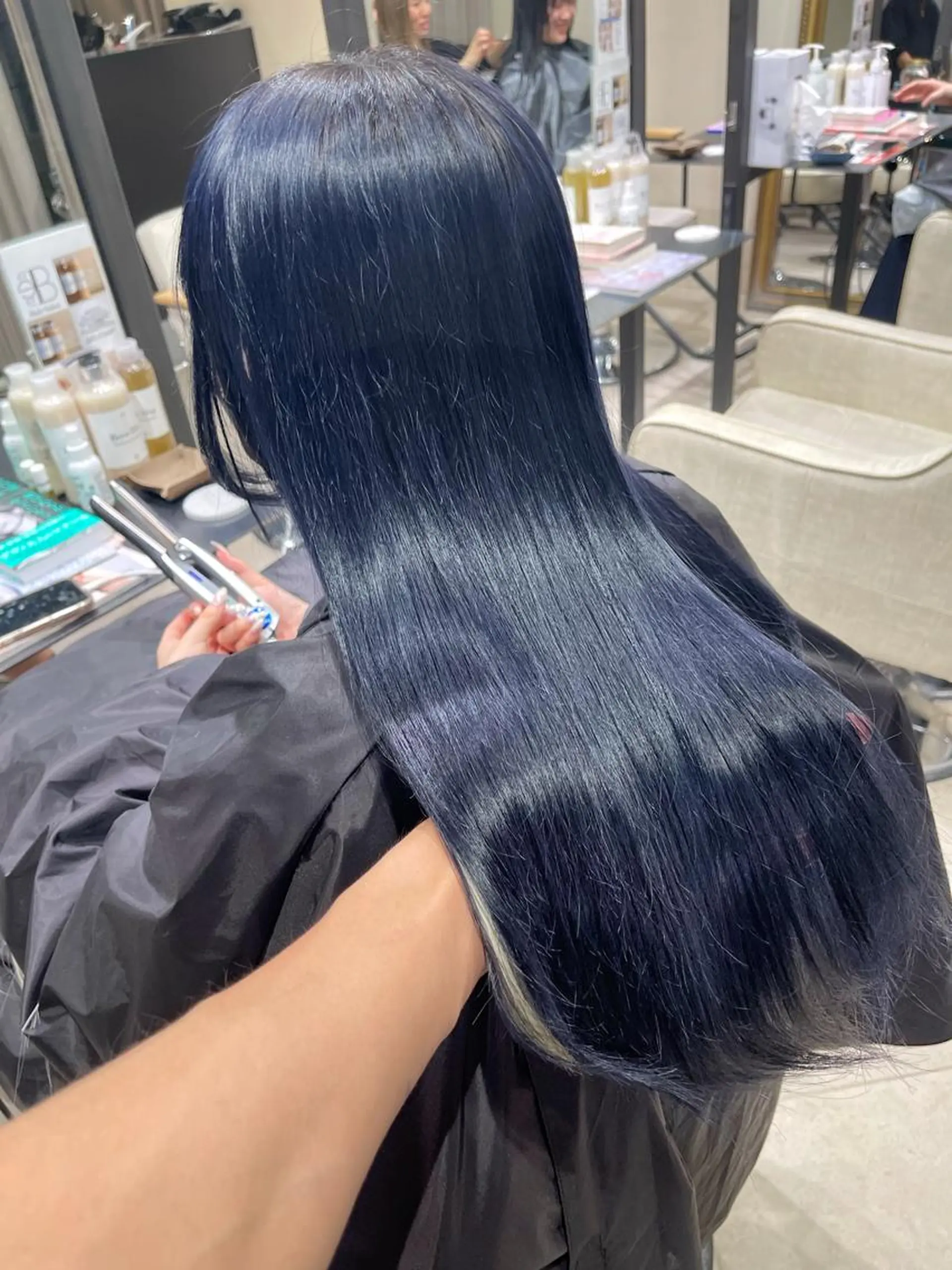 ロング シールエクステ くびれヘア エクステ 顔まわりレイヤー 顔周りカット ヘアカラー トリートメント ブリーチ/ハイトーン ベージュ/daikiのヘアスタイル