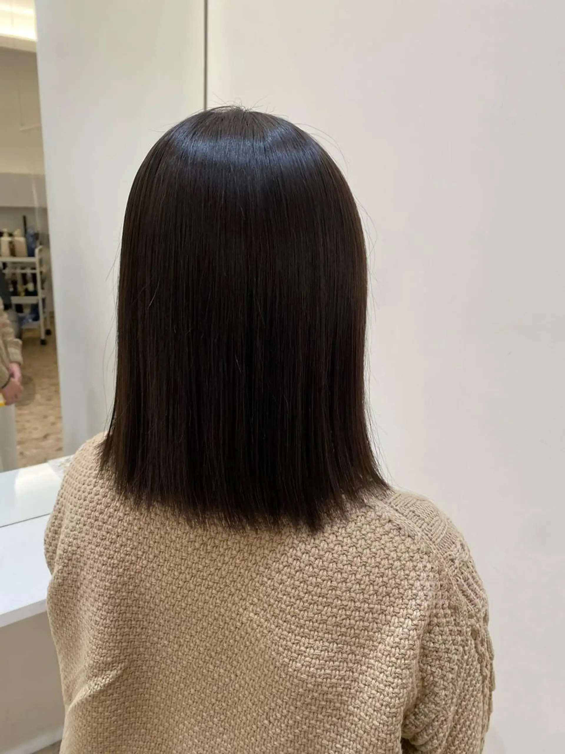 ショート 切りっぱなしボブ ボブ くびれヘア 外ハネヘア 🌿ブリーチ/髪質 改善/🌿‬JINのヘアスタイル