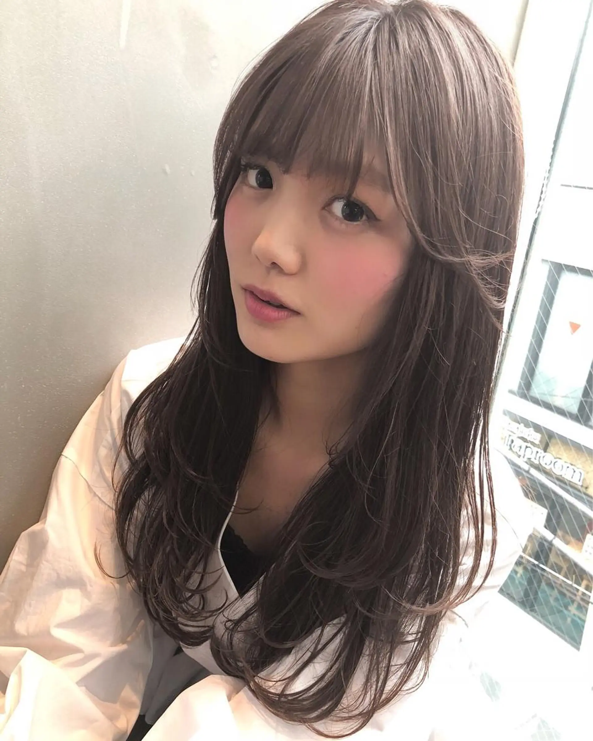 ロング カラー 遠藤 眞実のヘアスタイル