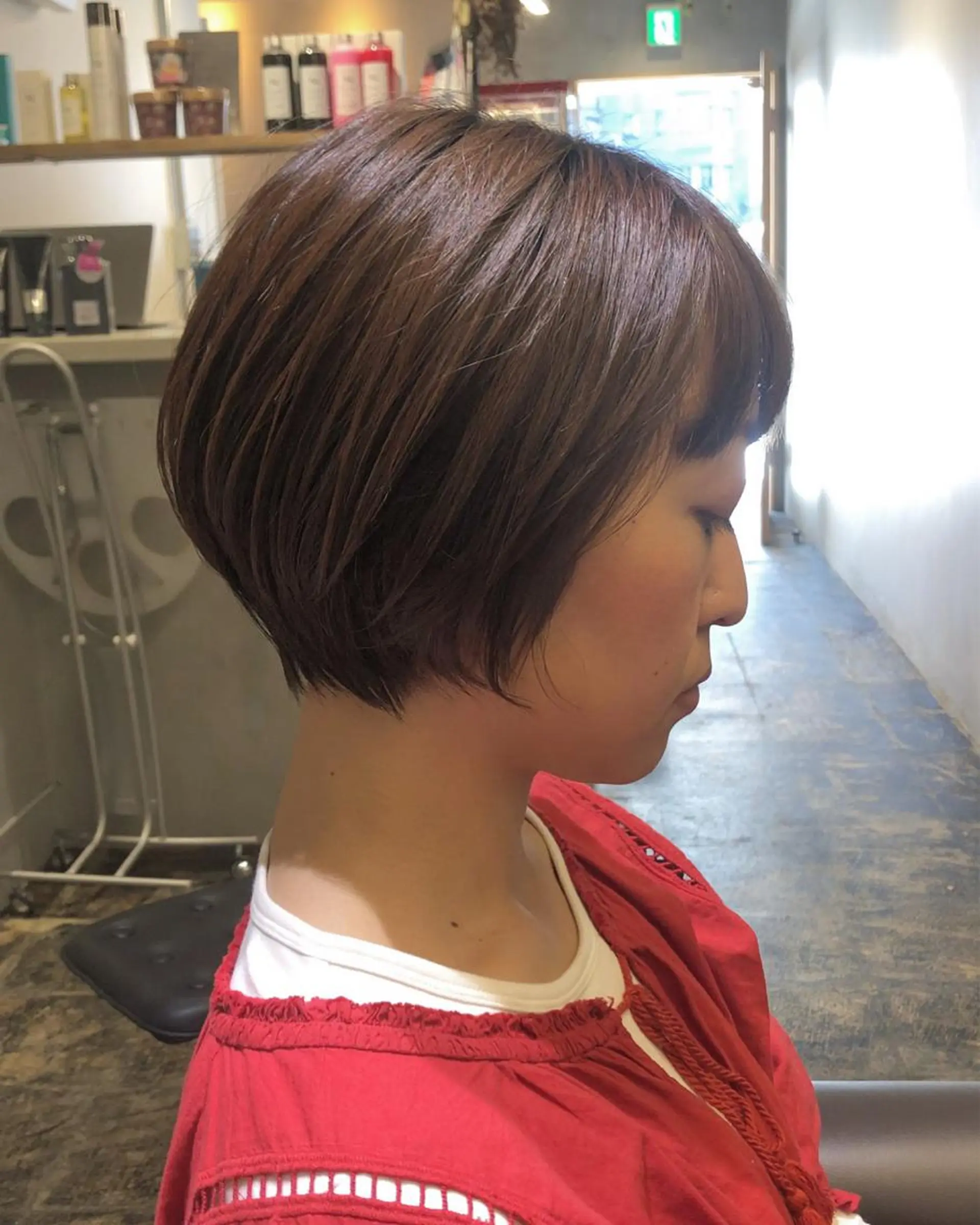 ショート ショートヘア 岩尾 萌々子のヘアスタイル