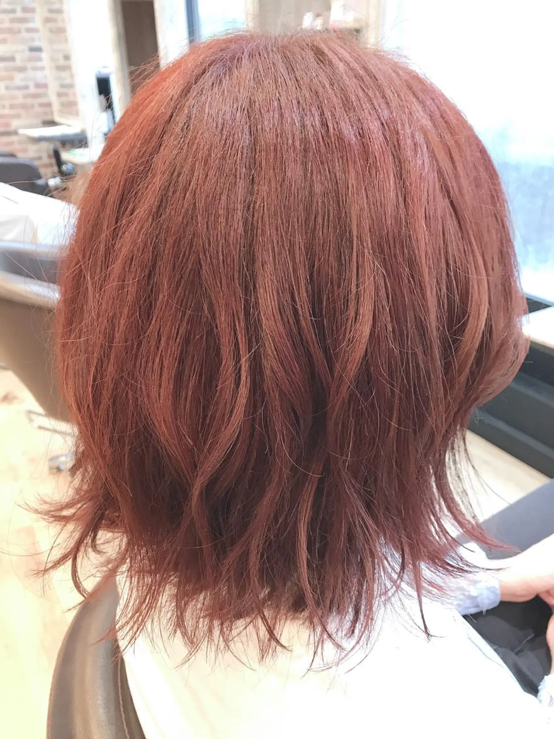 ミディアム カラー 外ハネヘア Unfrose(アンフローズ)所属・猪ノ原 弘子のヘアスタイル