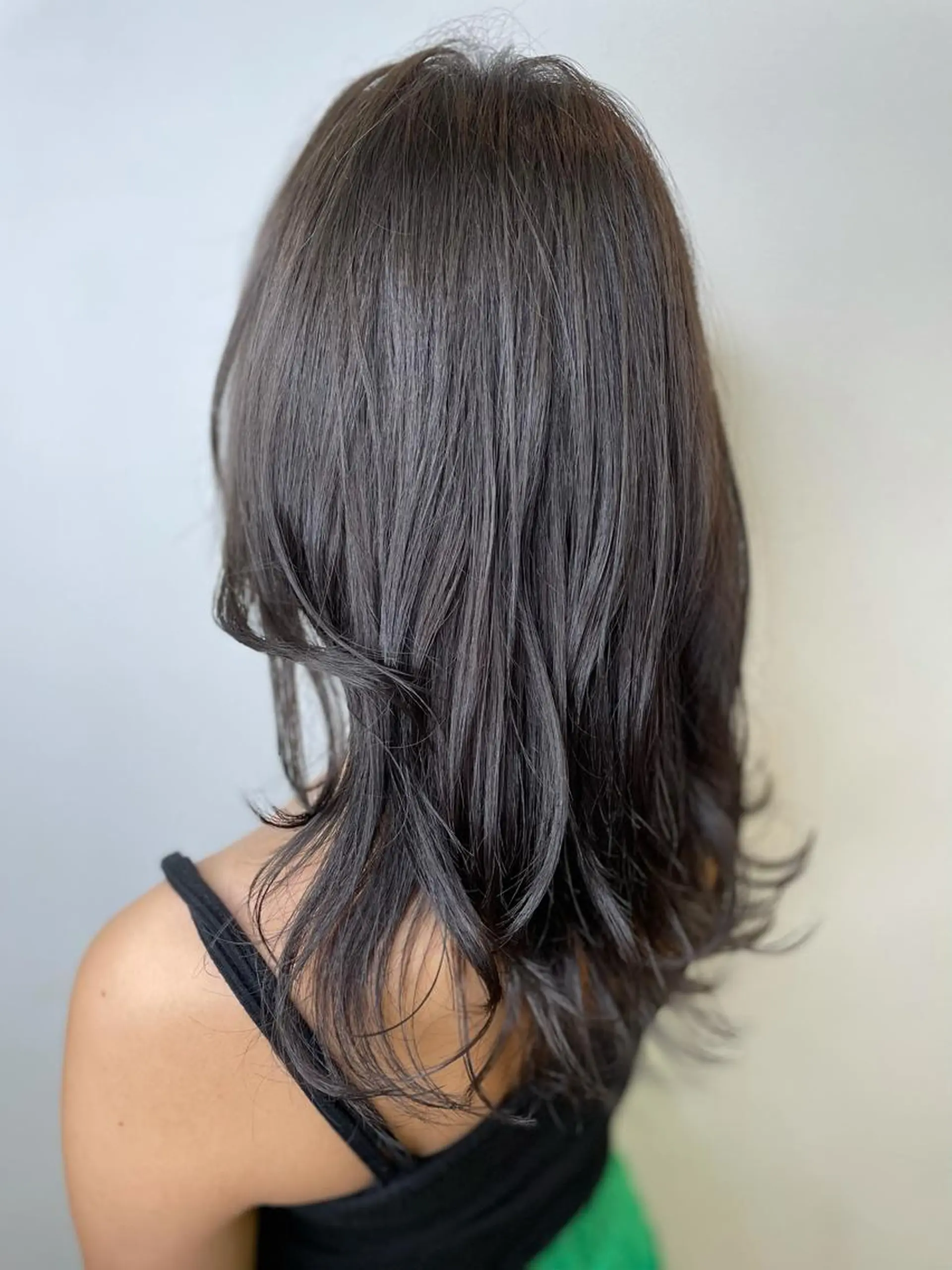 ミディアム カラー ミディアムレイヤー 韓国風ヘア レイヤーカット カット ヘアカラー トリートメント IORI #韓国ヘア#髪質改善のヘアスタイル